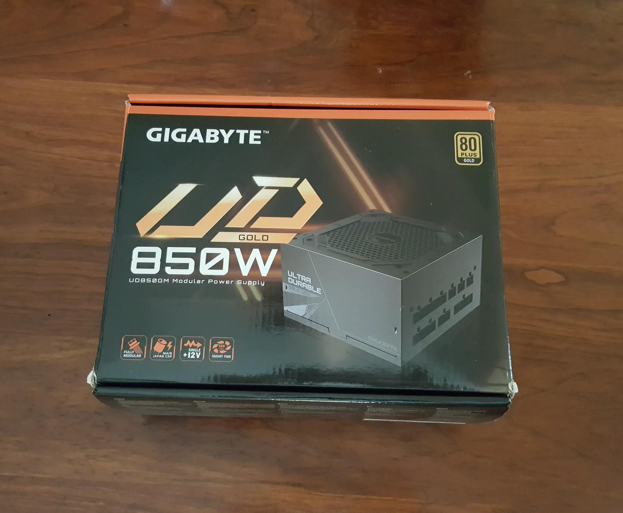 GIGABYTE UD850GM - INLCUDES CABLES | FOR PARTS | NOT WORKING