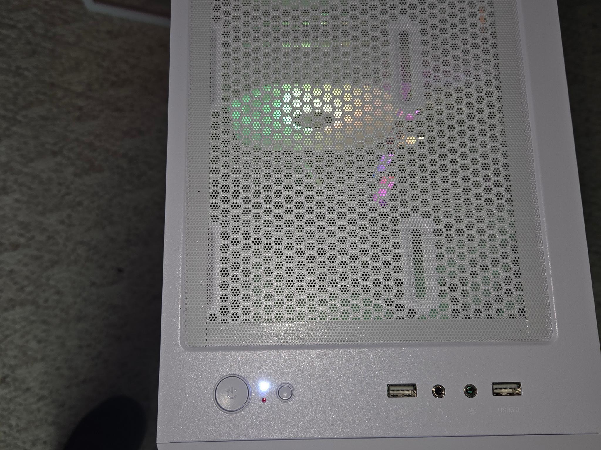 i5-9600K / RTX 2070 / WIFI & BT (10)