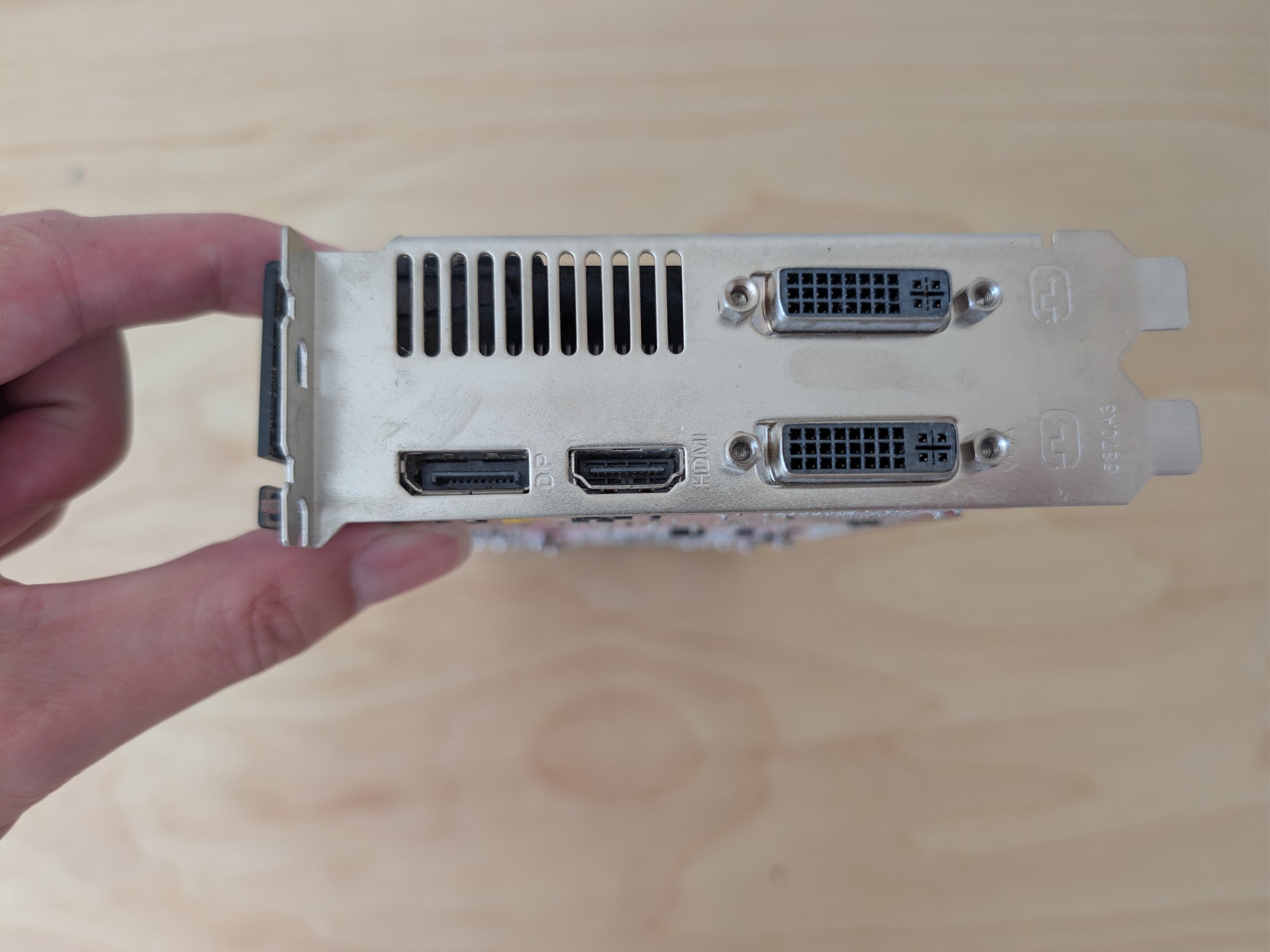 [All-AMD Retro Build] Phenom II X4 955 | Radeon HD 6850 | 8GB RAM | 256GB SSD | Hyper 212