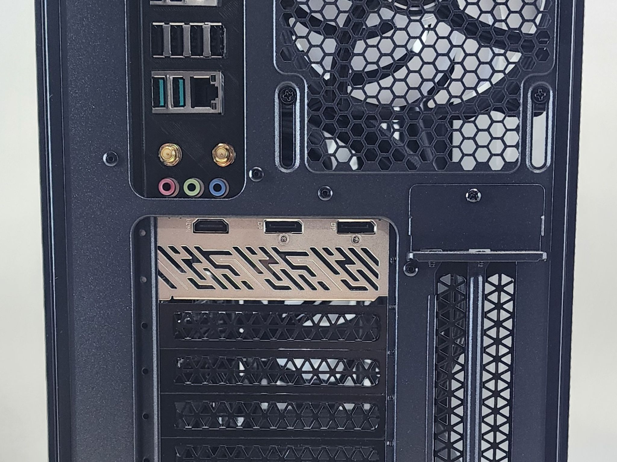 Gaming PC Ryzen 7 9700X 16GB RAM 1TB SSD RX 9060 XT 16GB Windows 11 Computer