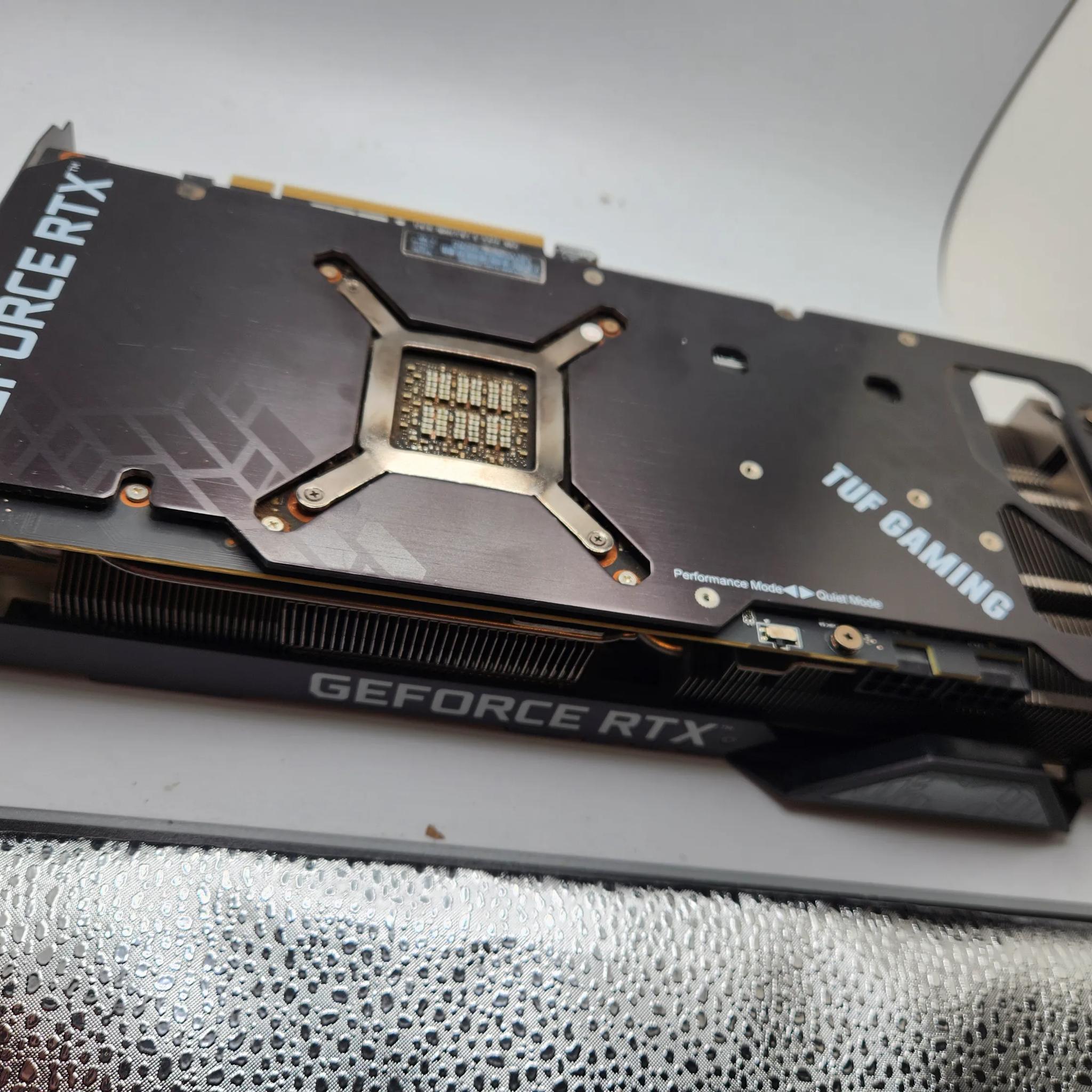 RTX 3080 10 GB Asus Tuf