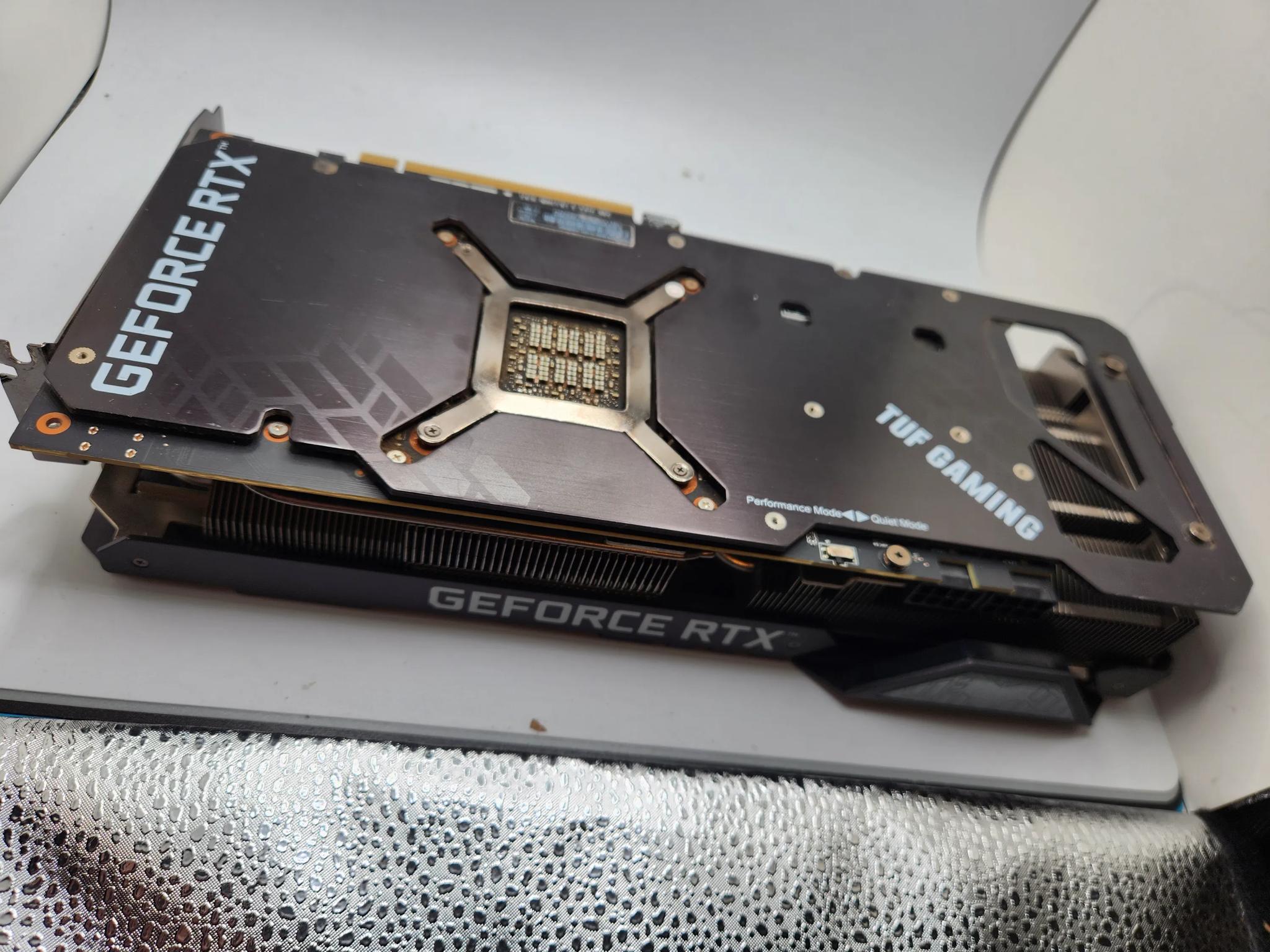 RTX 3080 10 GB Asus Tuf