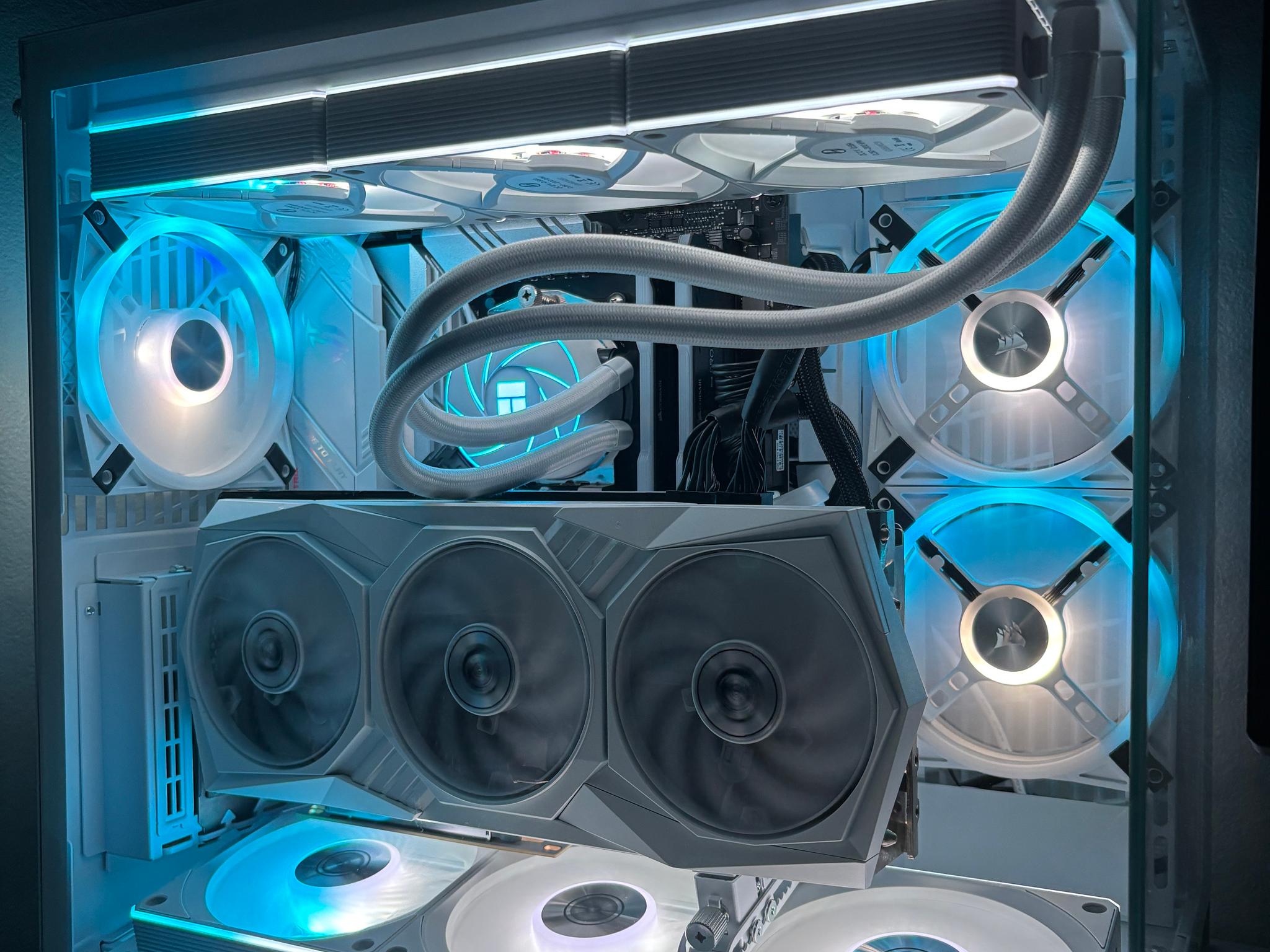 MSI GAMING X TRIO GeForce RTX 3070 Ti