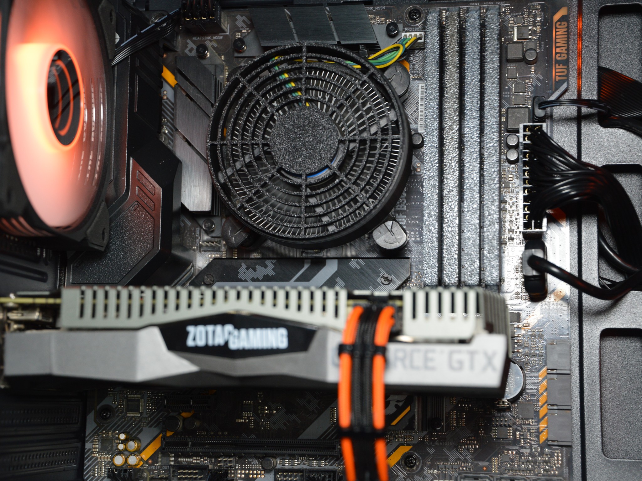 🍊⚫ | GTX 1660 Ti 6GB | INTEL i5-8600K | 16GB DDR4 RAM | 512GB SATA SSD | Citrus Noir |