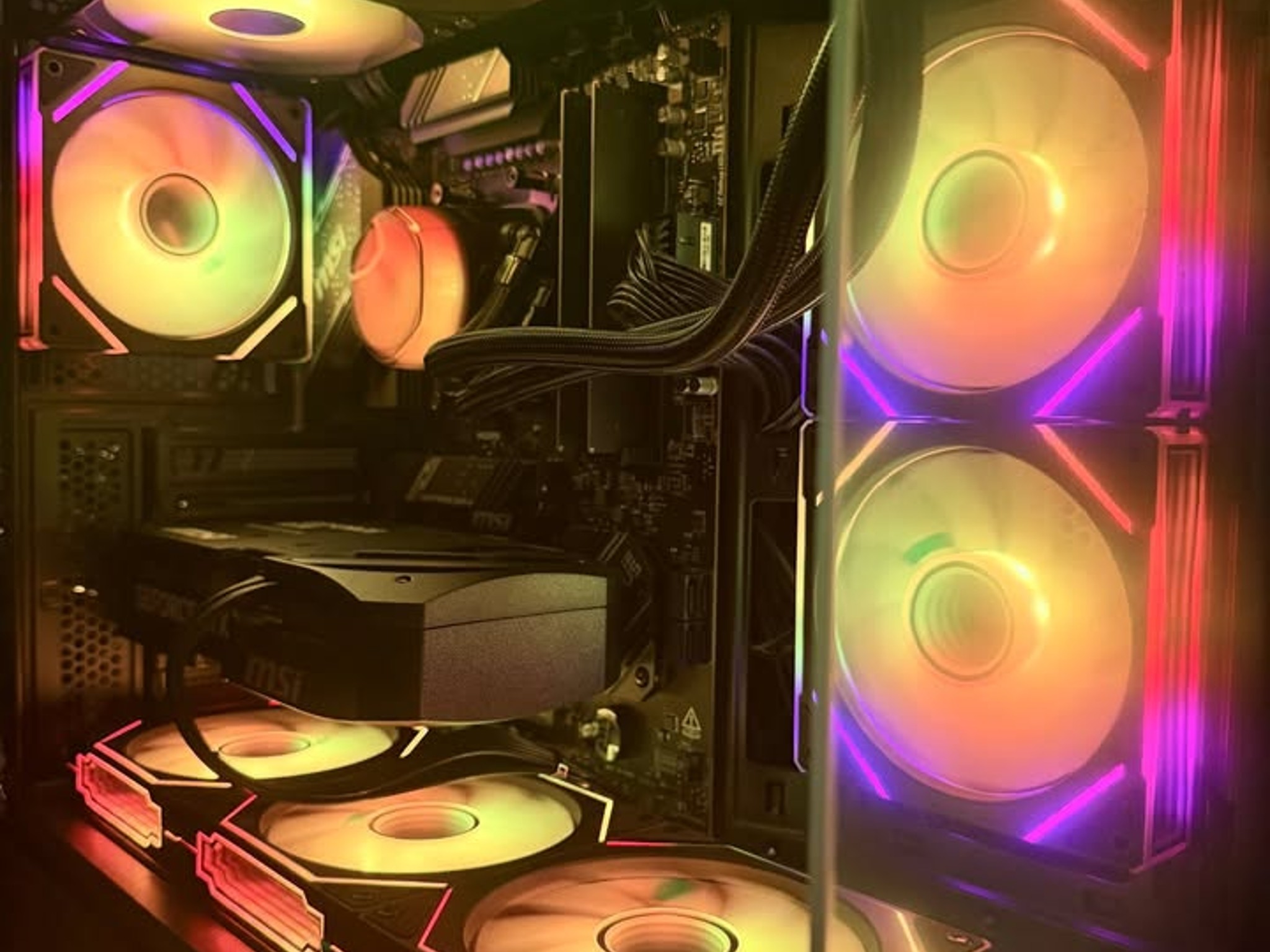 ⚡Ryzen 7 9700X + RTX 5070 | 32GB RAM| Windows 11 Pro " The VoltForge"⚡