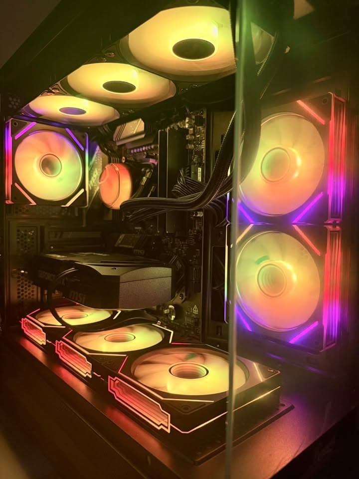 ⚡Ryzen 7 9700X + RTX 5070 | 32GB RAM| Windows 11 Pro " The VoltForge"⚡