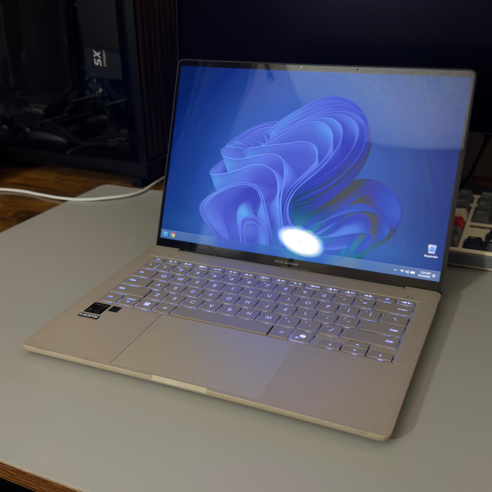 ASUS Zenbook OLED