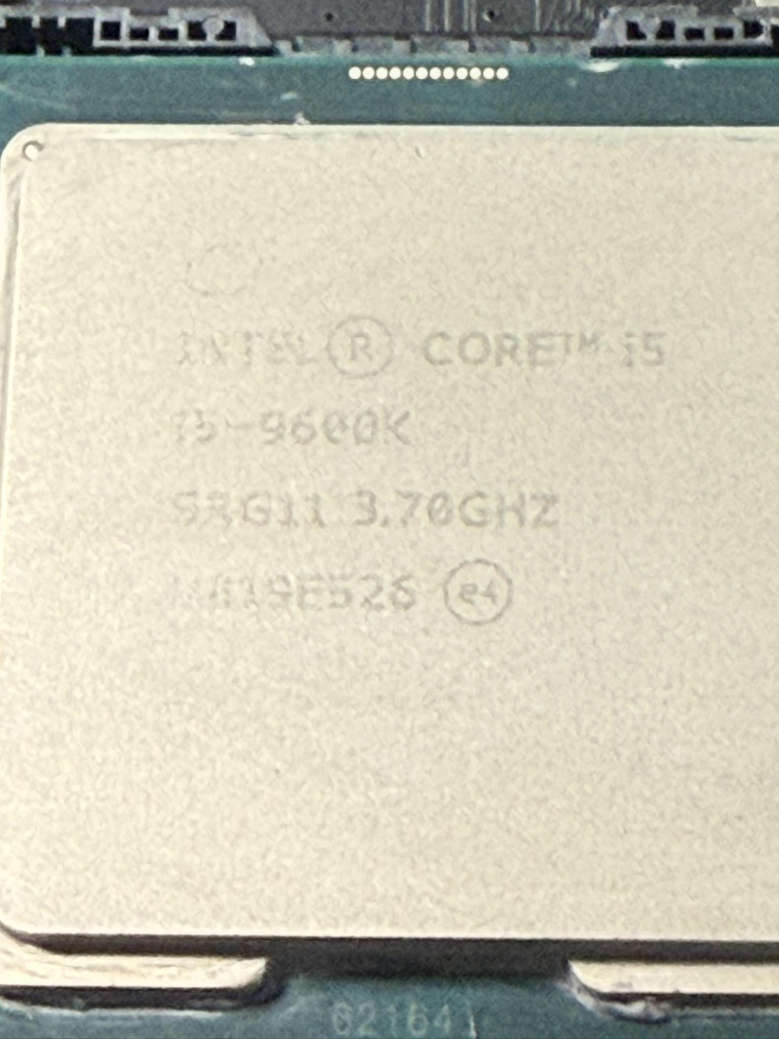 Gigabyte Z390 Aorus Pro WiFi w/i5 9600K