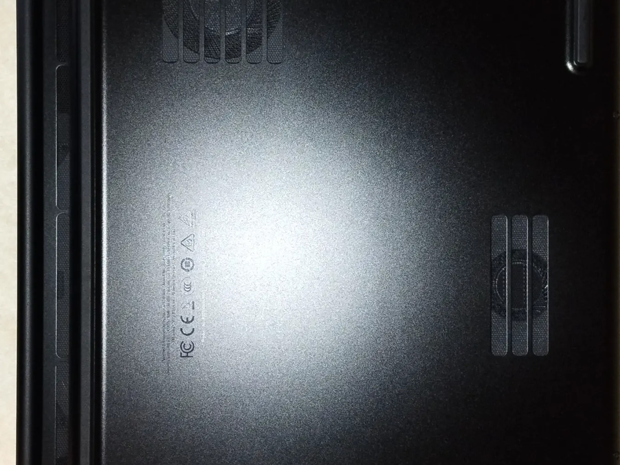 Razer Blade 18 240Hz QHD+ i9-13950HX 16GB RAM 1TB SSD RTX 4060