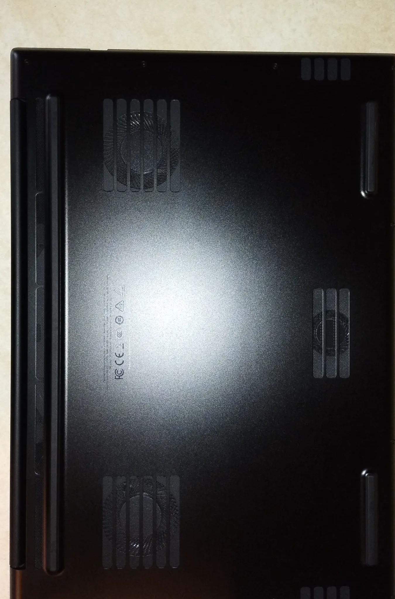 Razer Blade 18 240Hz QHD+ i9-13950HX 16GB RAM 1TB SSD RTX 4060