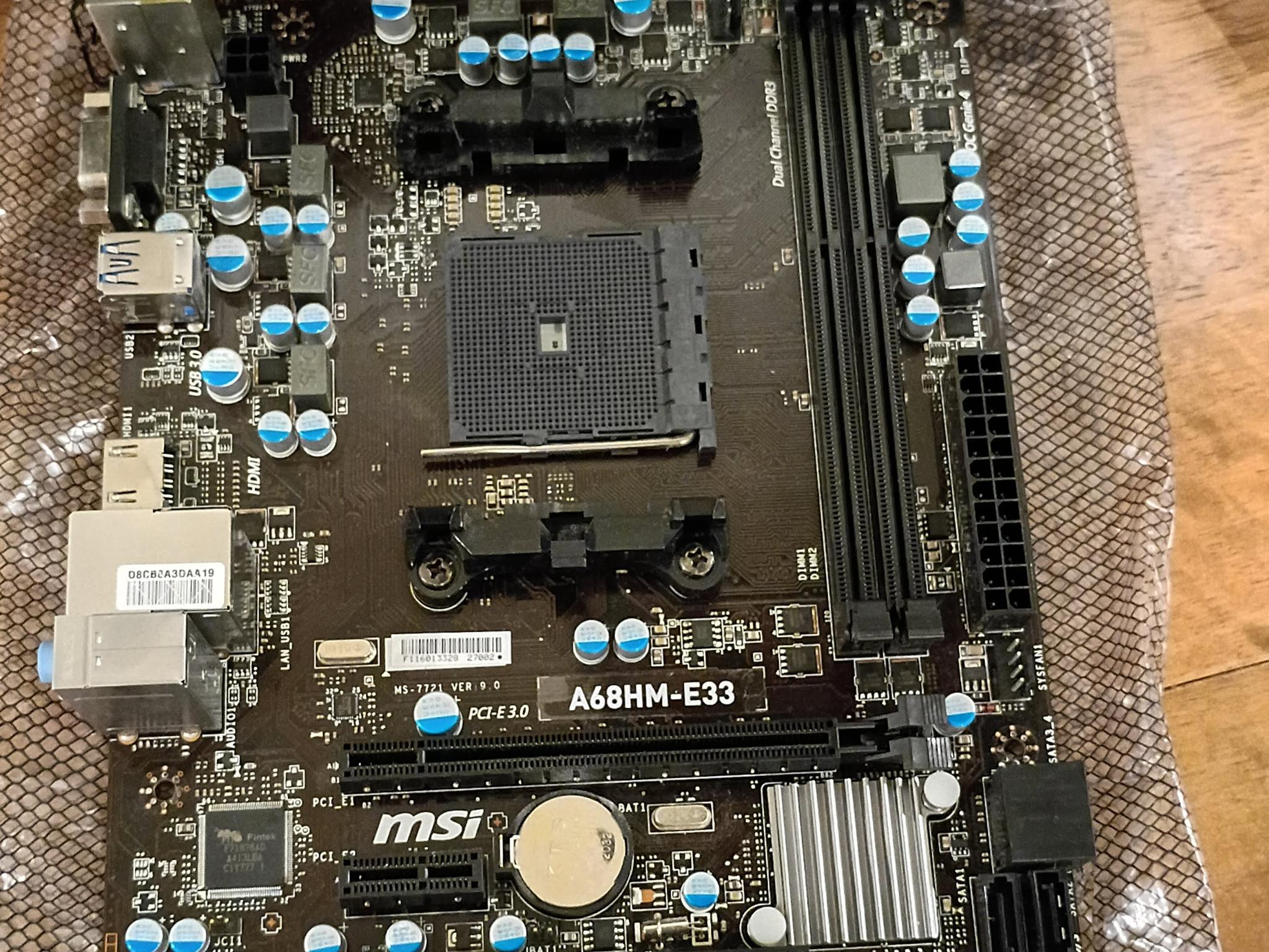 MSI A68HM-E33 Micro ATX FM2+ Motherboard