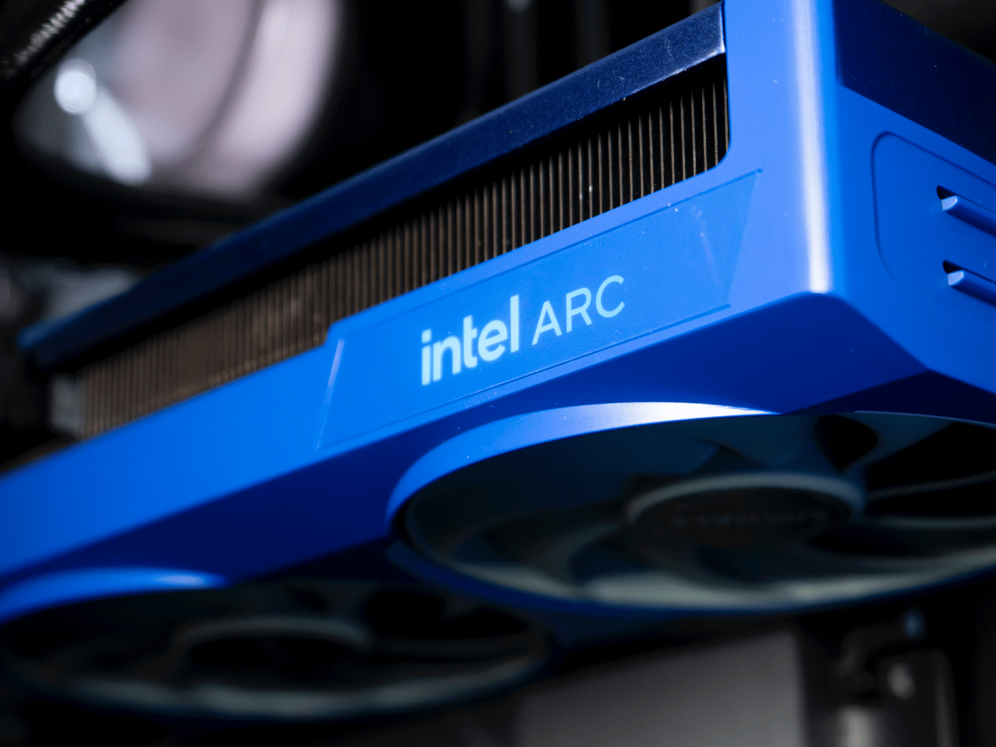 Arc B580 Custom Gaming PC - Core Ultra 5 250K Plus, 32GB RAM