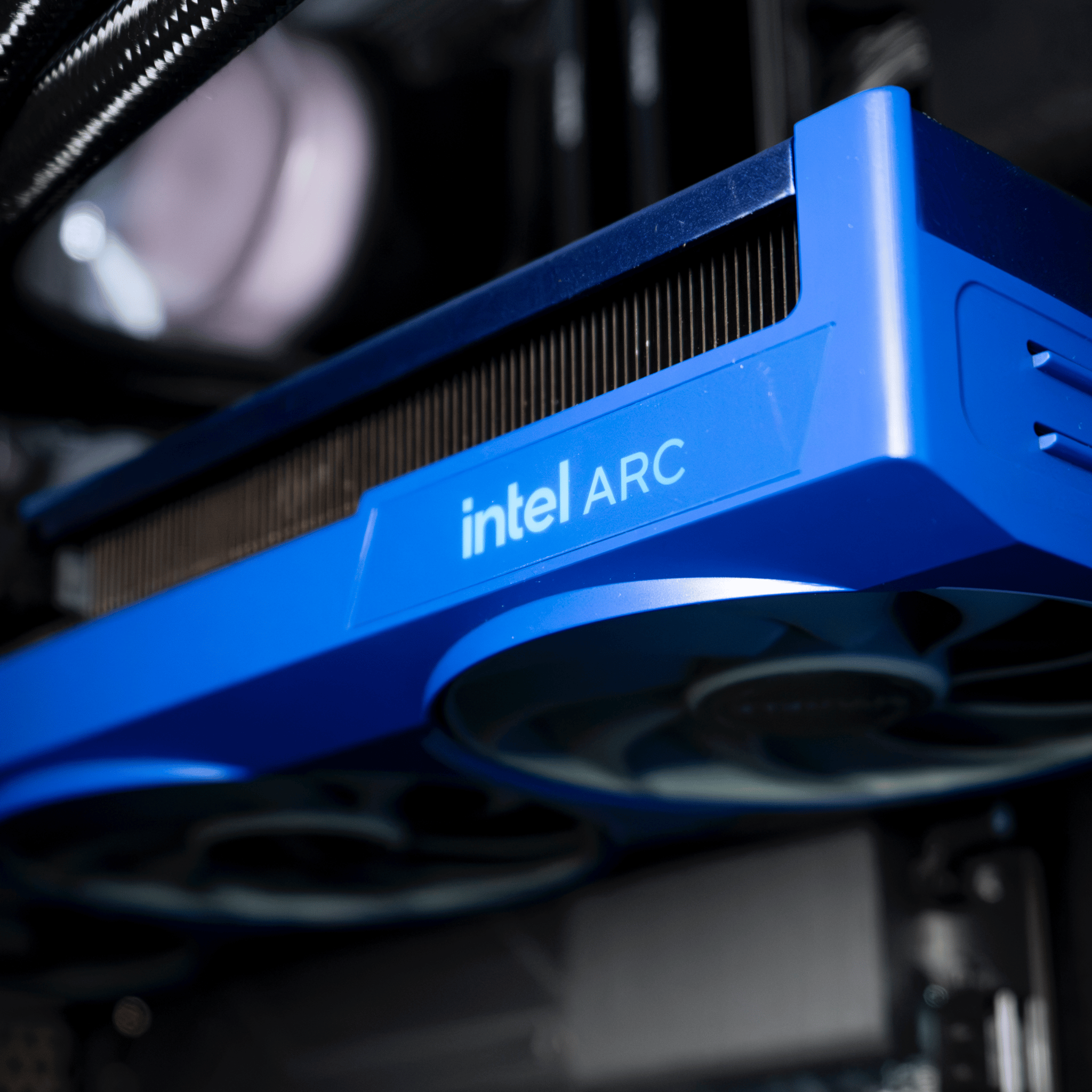 Arc B580 Custom Gaming PC - Core Ultra 5 250K Plus, 32GB RAM