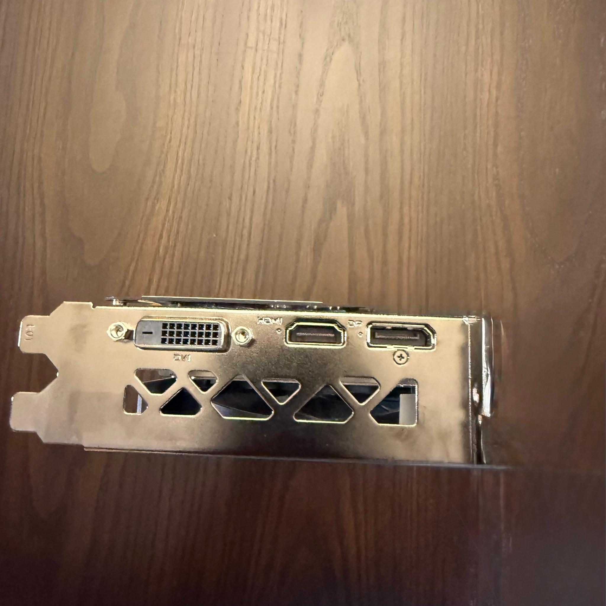 Asus TUF gtx 1650 4g (No pcie connector required)