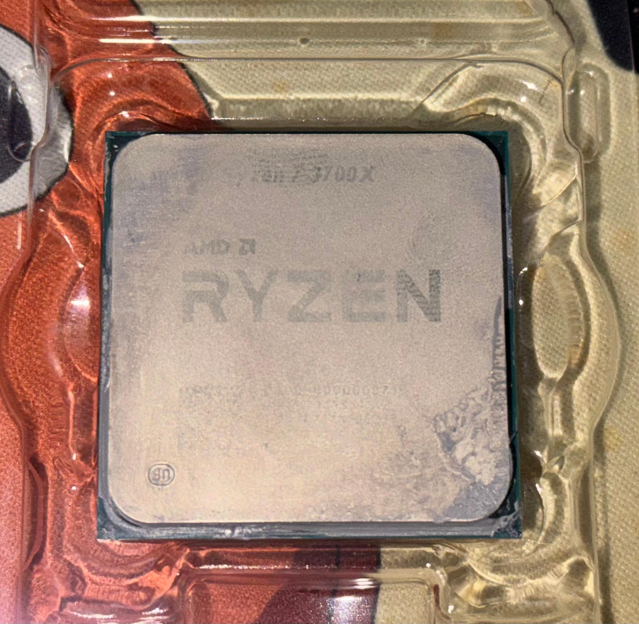 AMD Ryzen 7 3700X