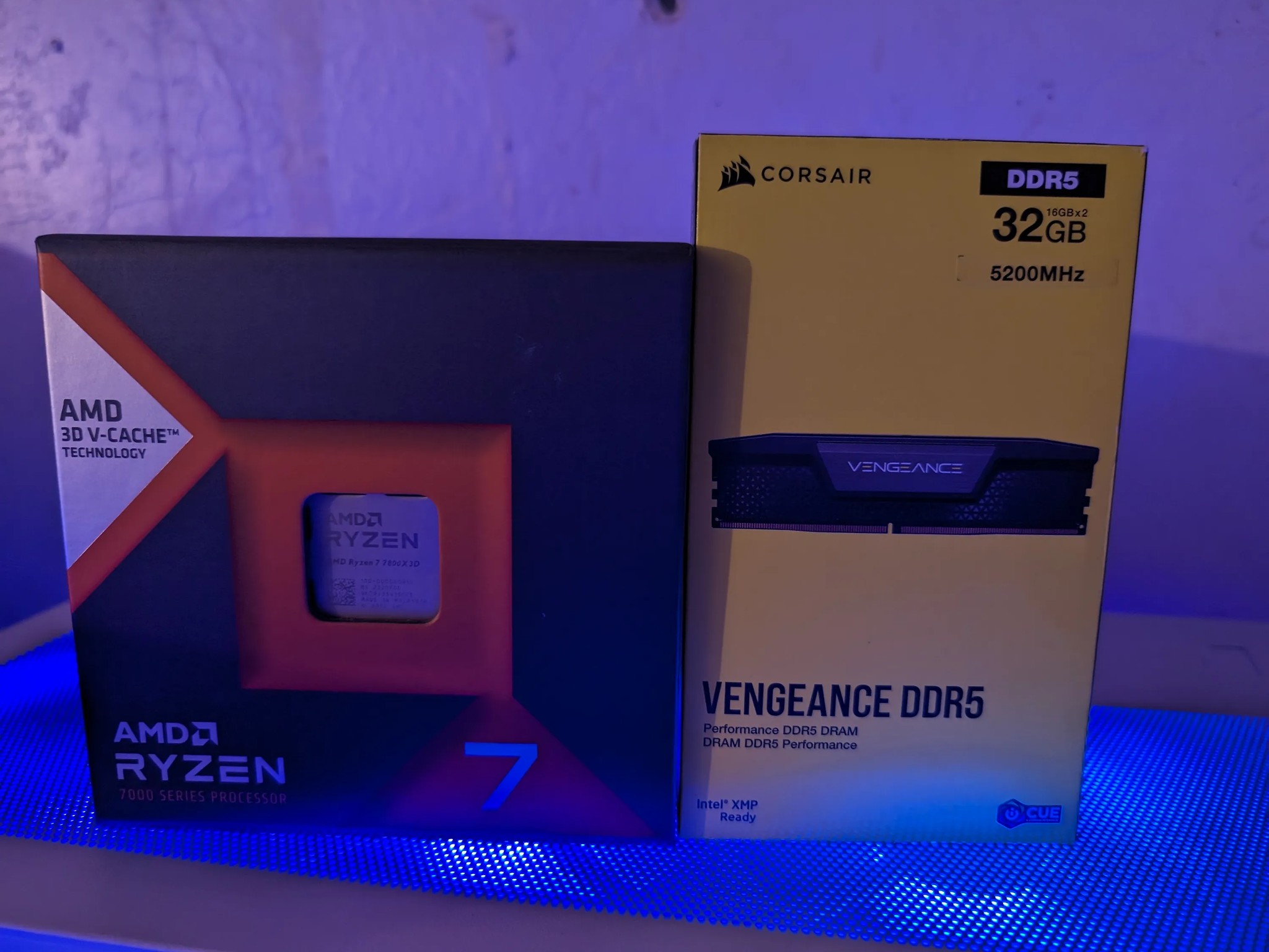 Ryzen 7 7800X3D and 32 GBs of DDR5 5200 - READ DESCRIPTION -