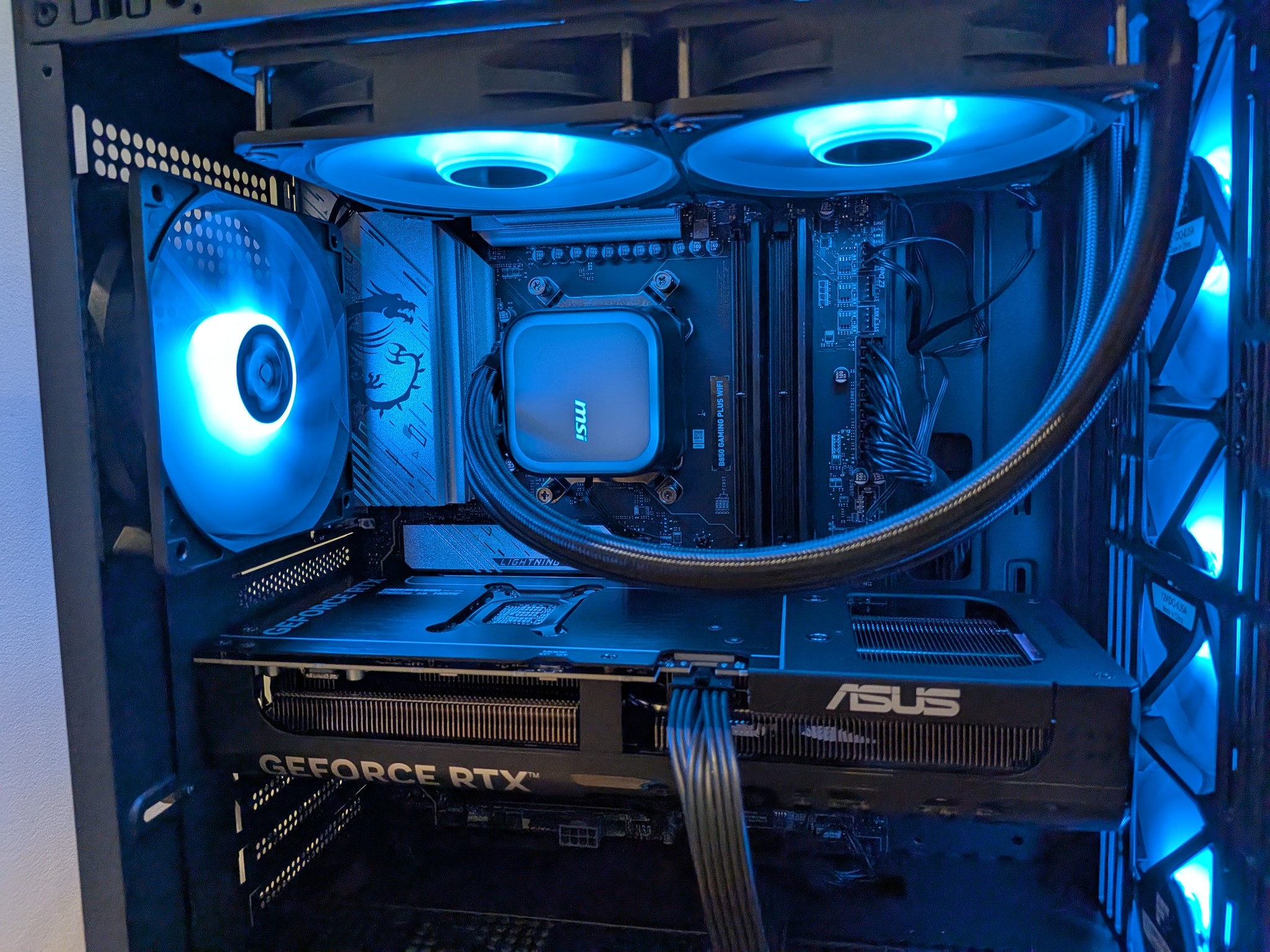 1440p Forest X3D - RTX 5070, Ryzen 7 7800X3D, 32 GB DDR5 RAM, 2 TB Gen 4 NVME, RGB, Liquid Cooled