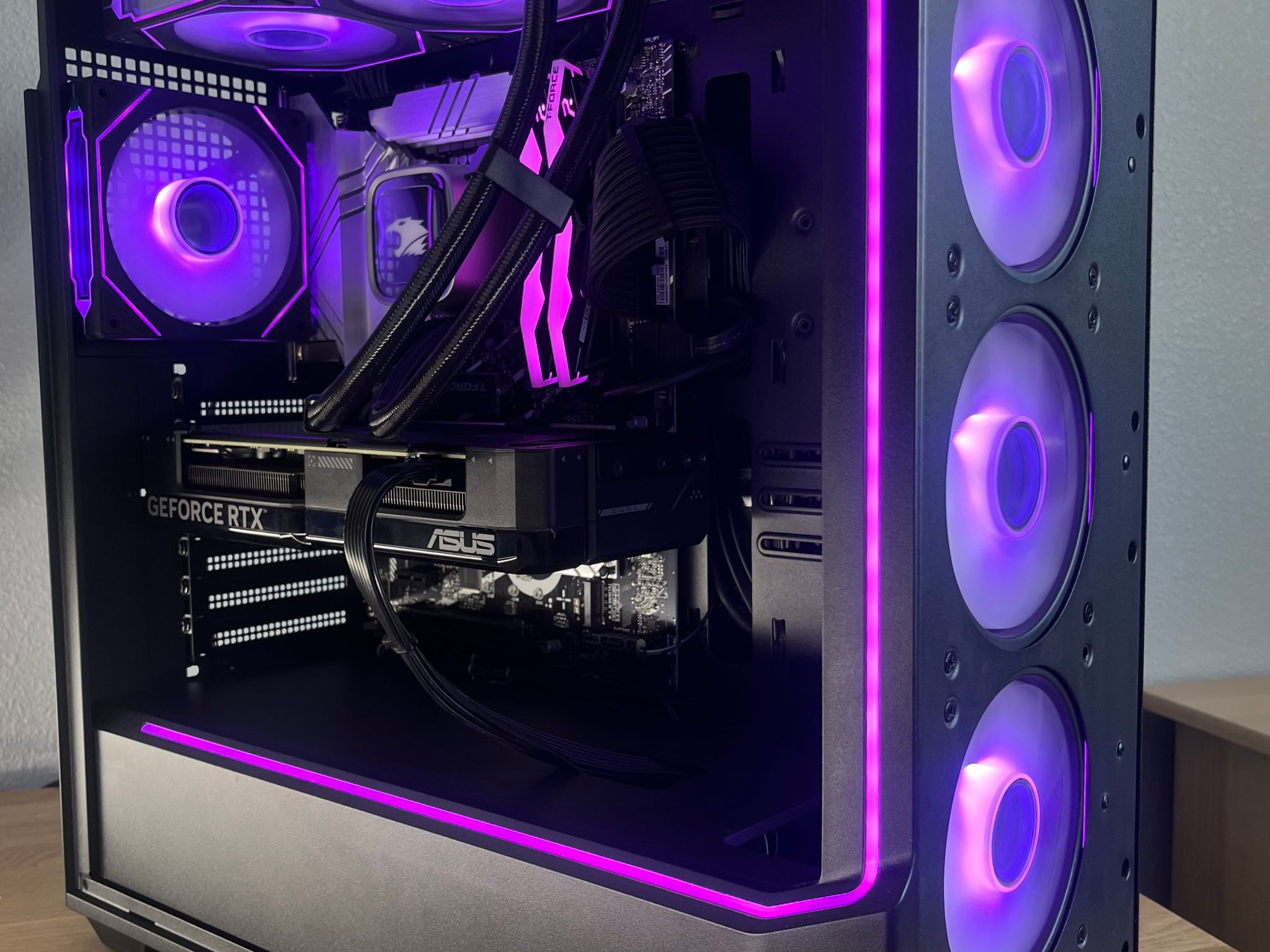 4070 Ti Super 16gb | i-7 14700kf | 32gb DDR5 Gaming PC