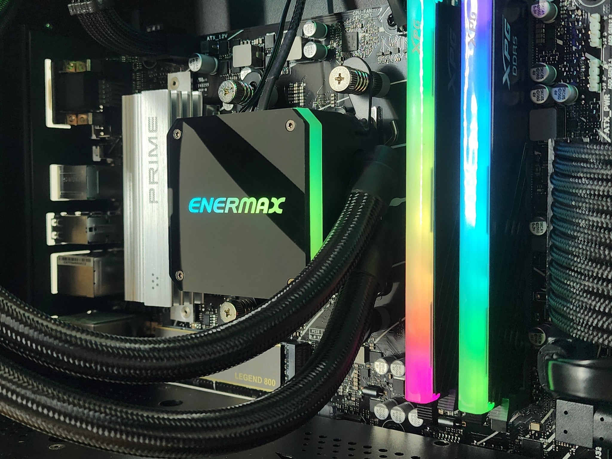 Gaming PC Ryzen 5 9600X 32GB RAM 1TB SSD RX 7700 XT 12GB Windows 11 Computer