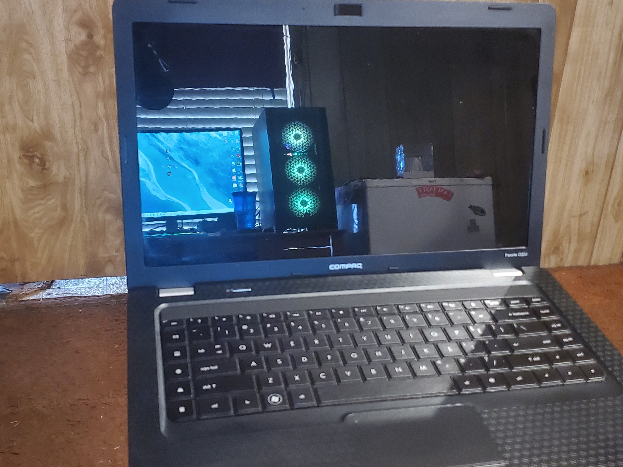 Compaq Presario CQ56 Laptop