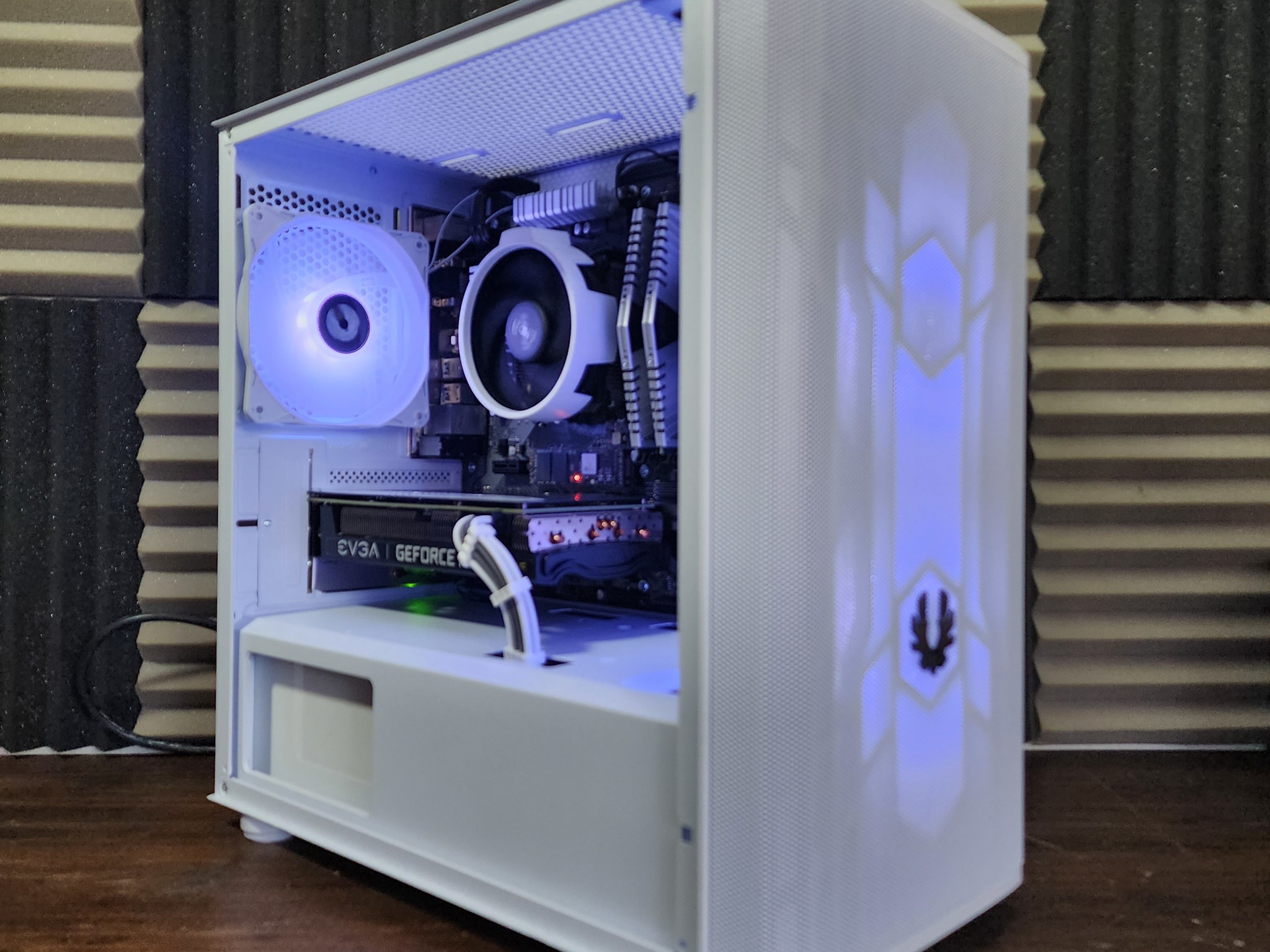 🤍🤍🤍 AMD Ryzen 5 5600 // EVGA GeForce RTX 3060 Ti // XPG Z1 16GB 3200MHz