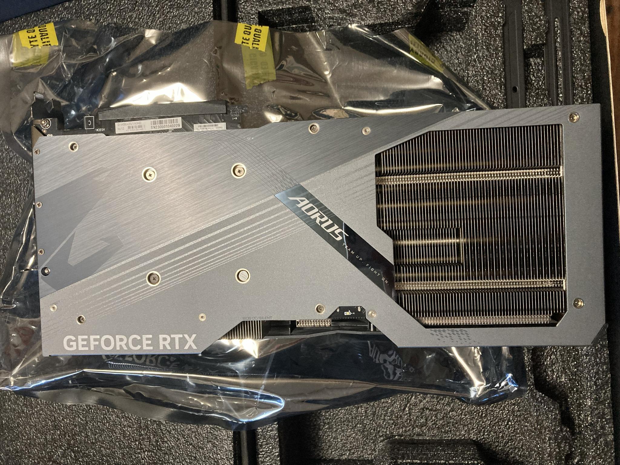 Used Like New Still in Warranty Gigabyte AORUS GeForce RTX 4090 MASTER 24G