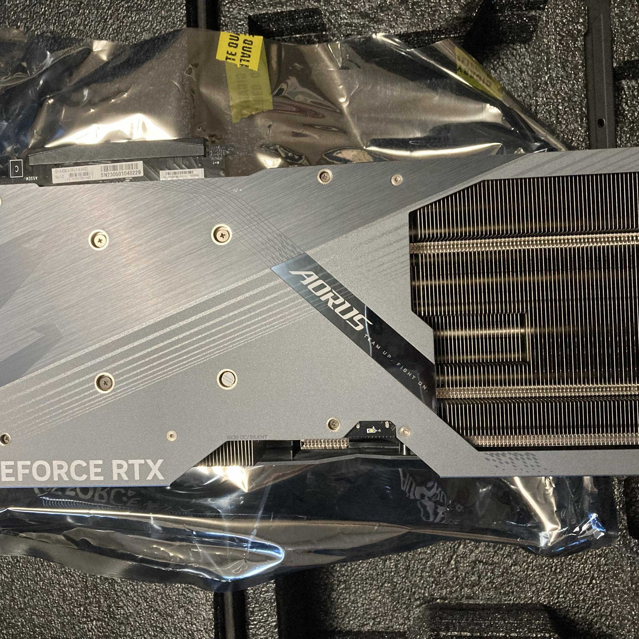 Used Like New Still in Warranty Gigabyte AORUS GeForce RTX 4090 MASTER 24G