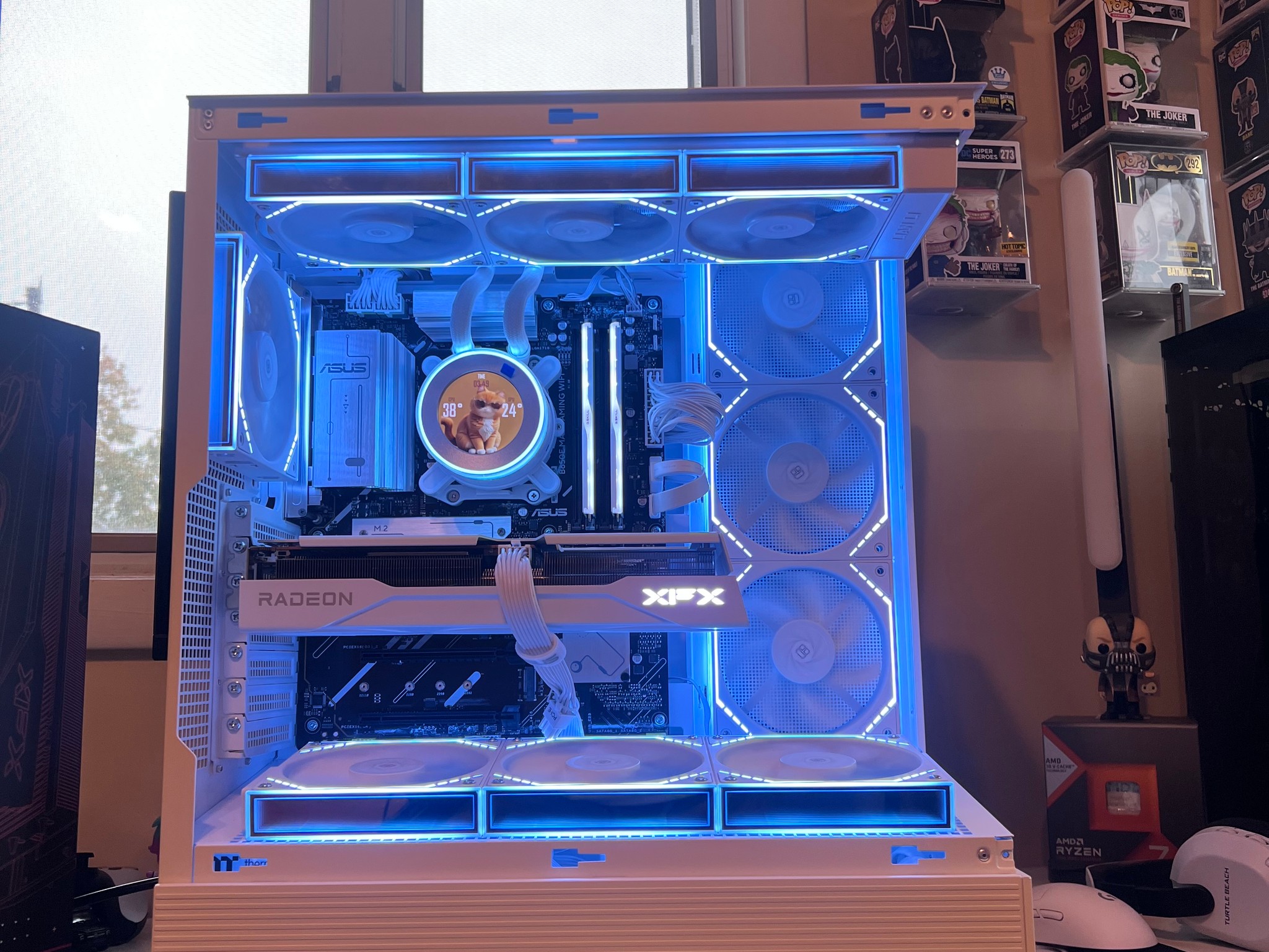 SALE! Glacier 🧊 | RYZEN 5 7600X | RX 9060XT 16GB | 32GB DDR5 | 2TB NVMe | 700W PSU |