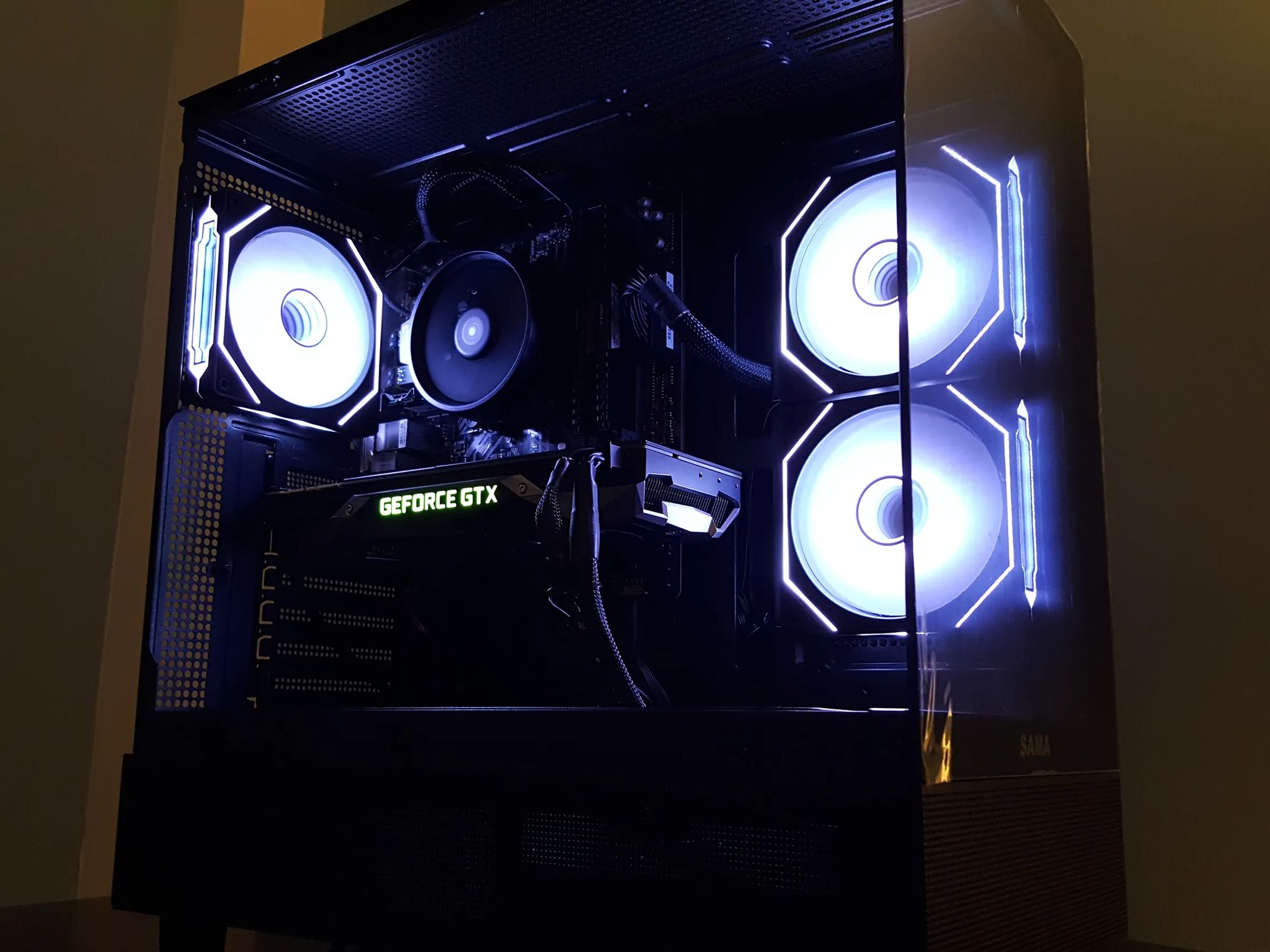 Gaming PC - RYZEN 5 2600 | GTX 1070 | 500gb M.2 SSD