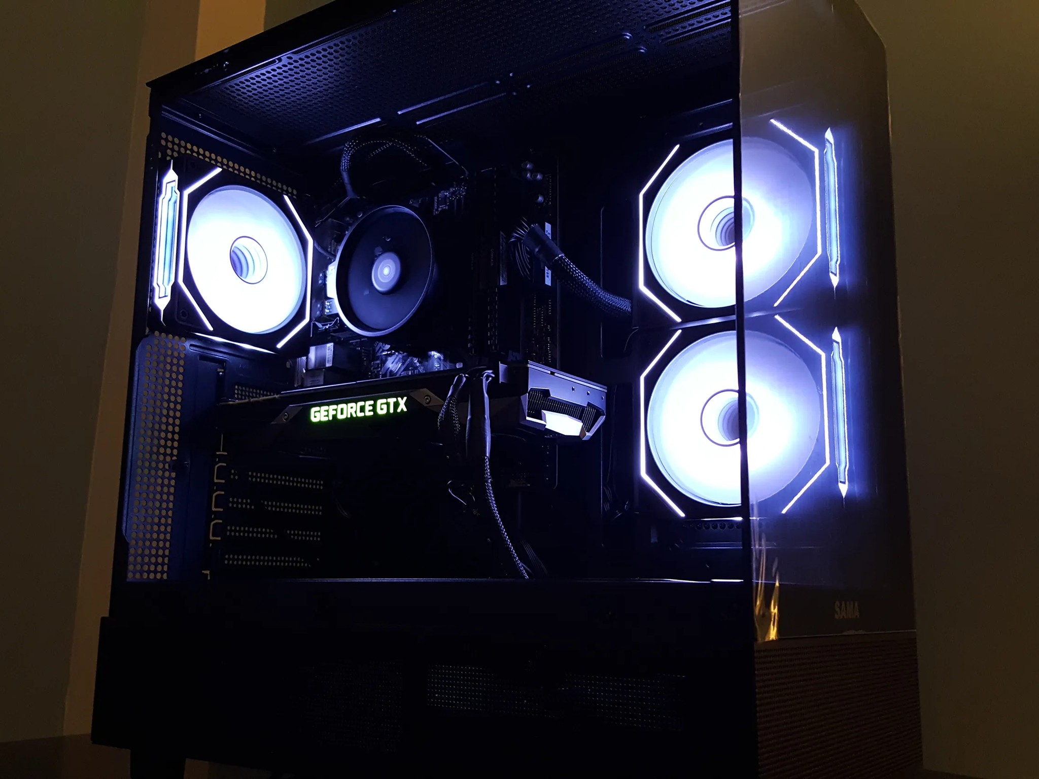 Gaming PC - RYZEN 5 2600 | GTX 1070 | 500gb M.2 SSD