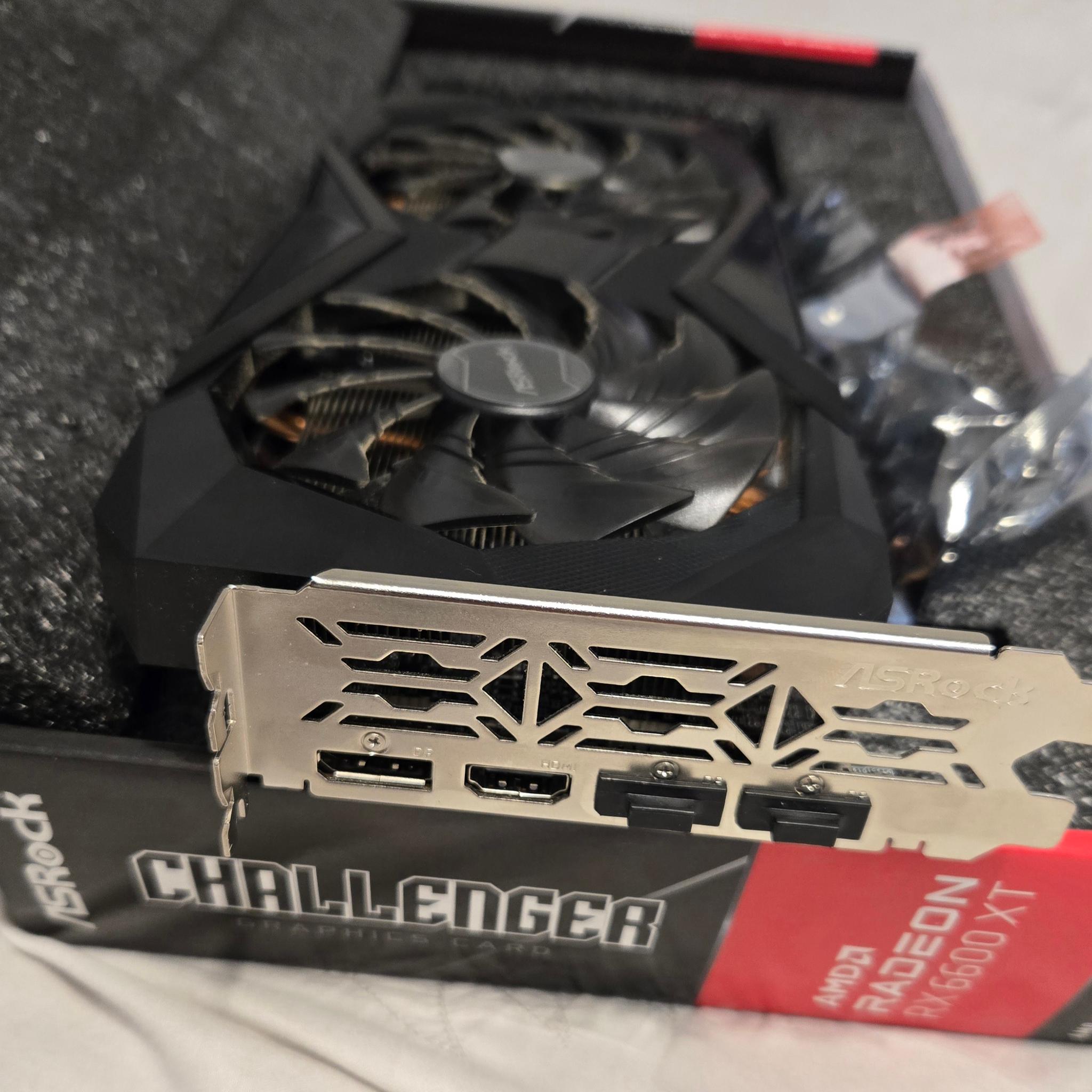 ASRock Radeon 6600XT 8GB Challenger OC Edition
