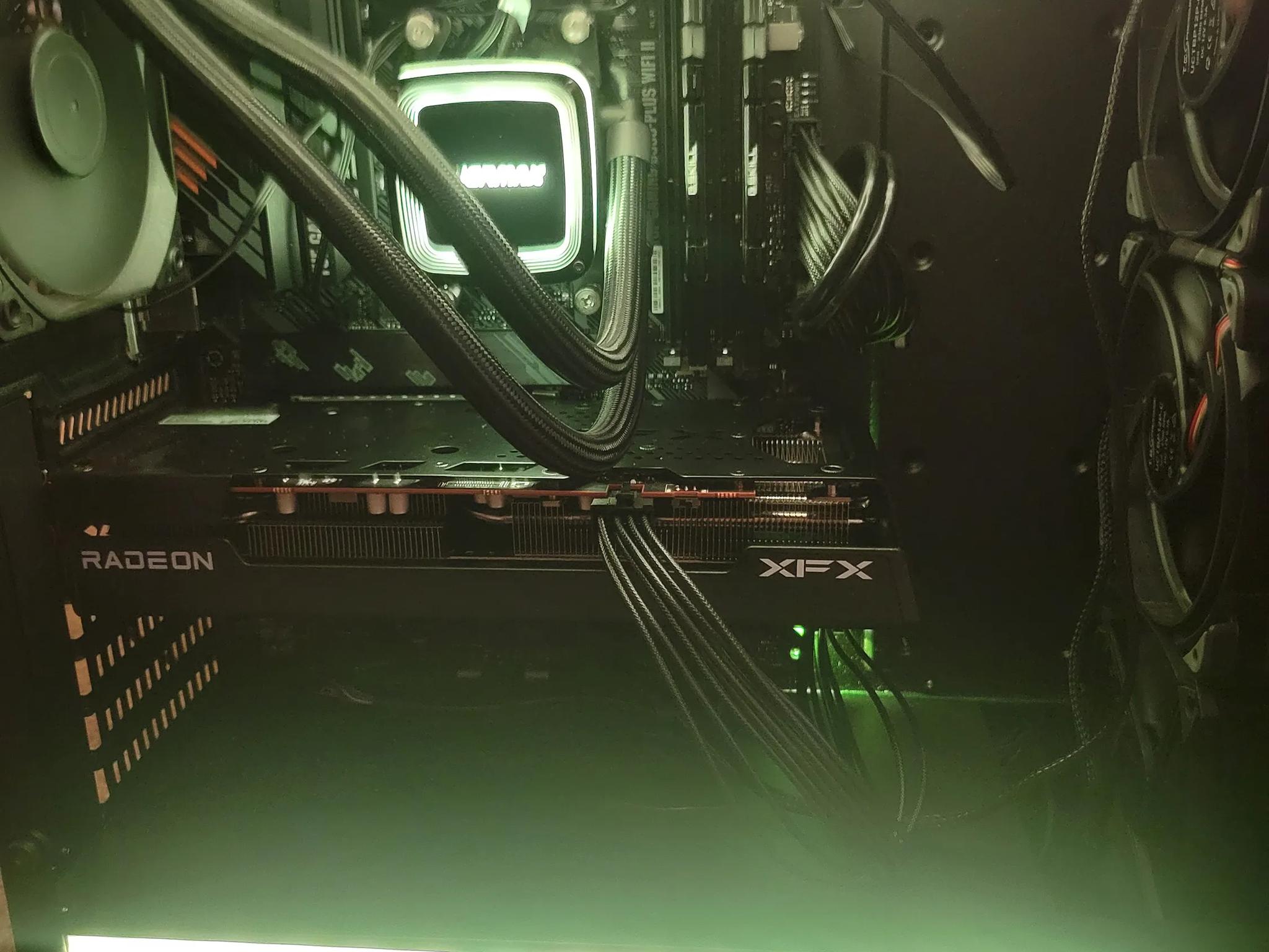 New Year, New Gaming PC: Ryzen 5 5600X, 16GB, 1TB, RX 6600XT 8GB