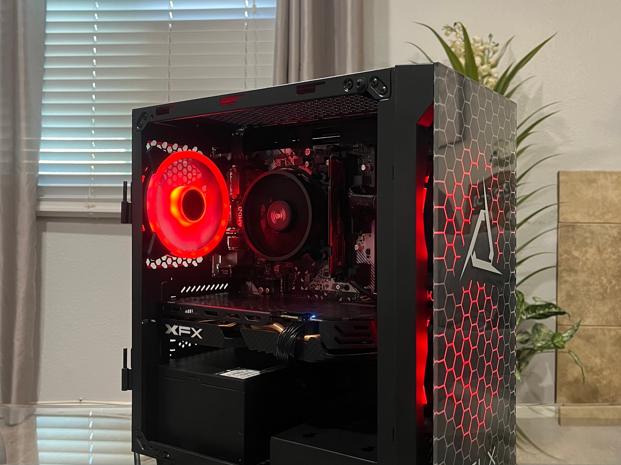 RX 580 8GB, Ryzen 7 1700, 8GB RAM | Black RGB Gaming Computer/PC