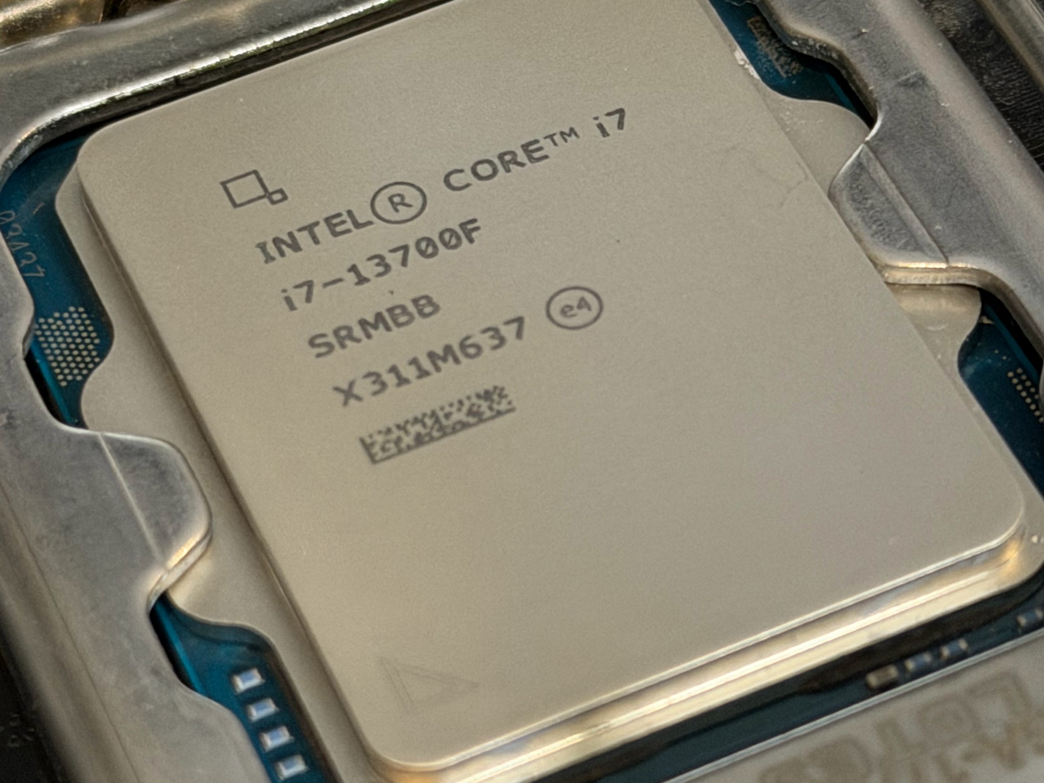Intel i7-13700F + ASRock B760M-C + Noctua NH-D15 Combo Bundle (Like New / <300 Hours)