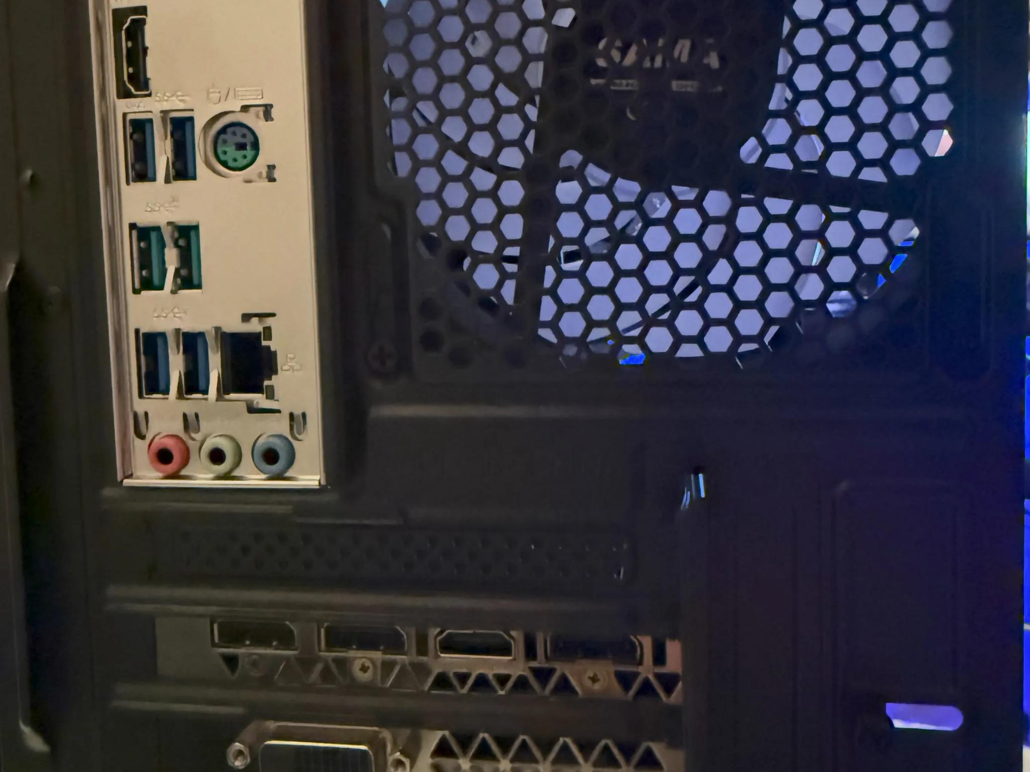Newly Built Ryzen 5 3600, GeForce GTX 1080, 1TB, 16 GB DDR4 *Details Below*