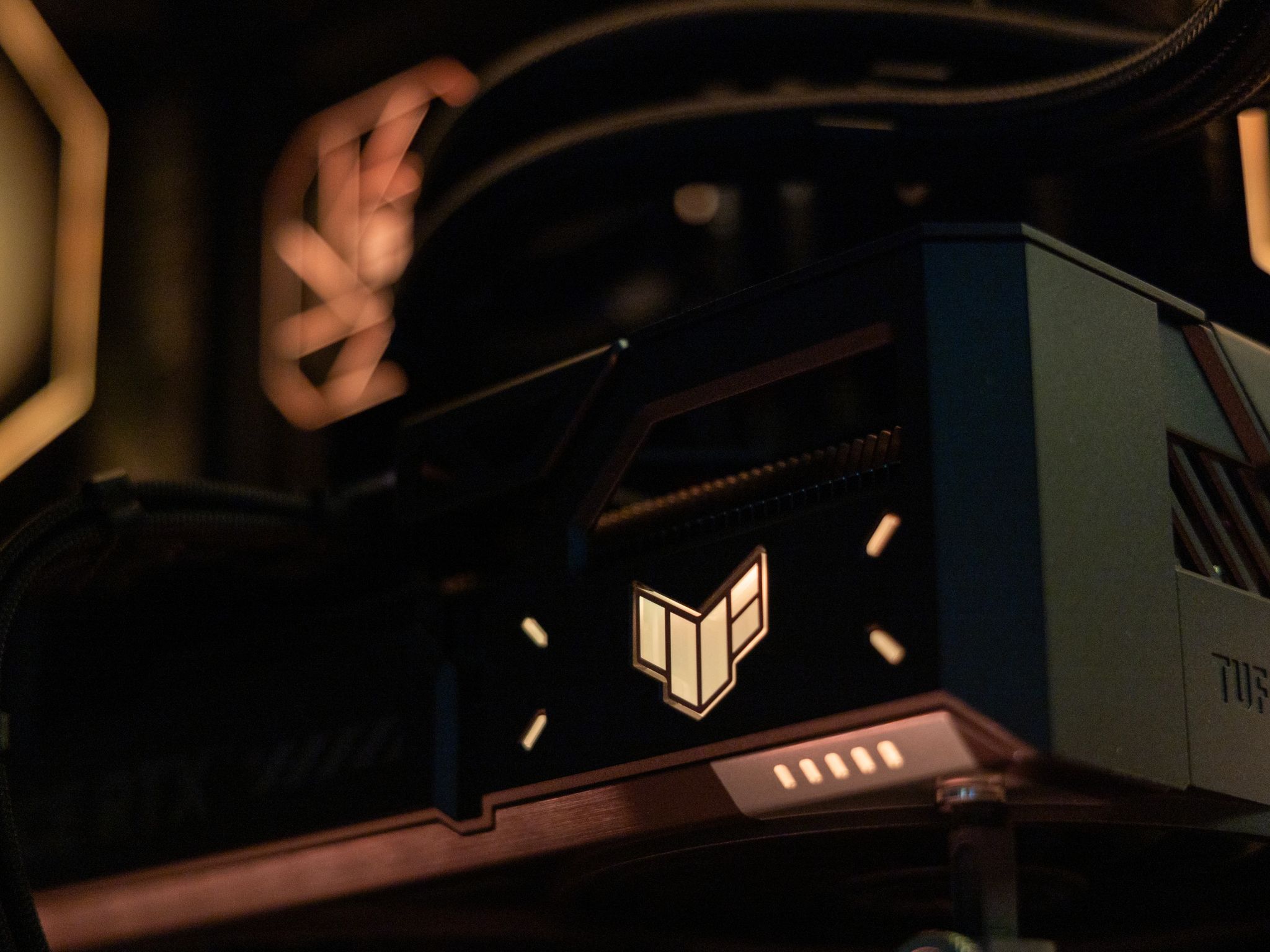 🤖 Cyclone 2.0 🤖 RTX 5070 / AMD R7 9700X / 2TB NVME / 32GB DDR5 RAM / 240 AIO / Windows 11 Pro