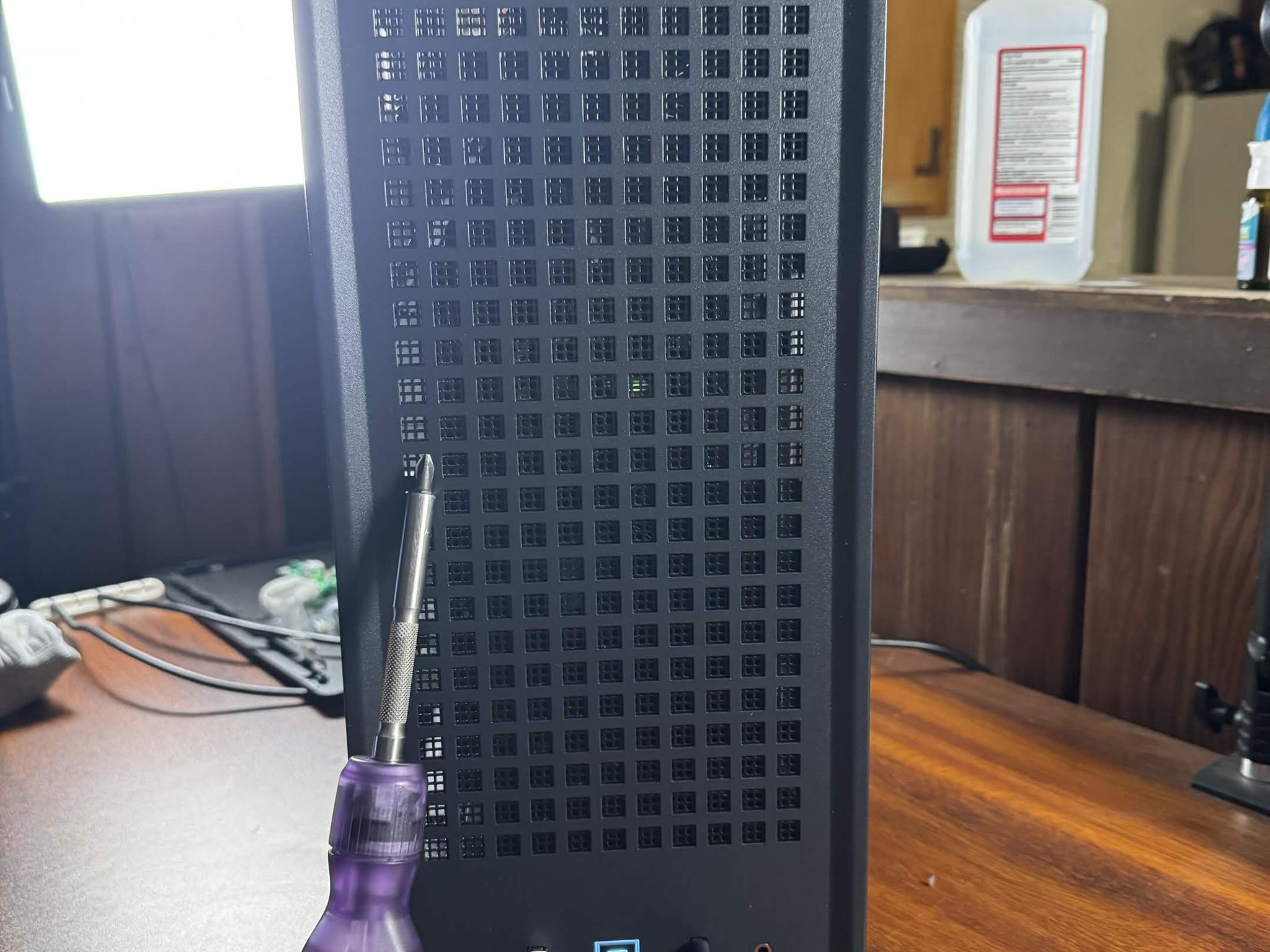 Looming Tower II | RYZEN 7 5800X3D| RTX 5060 TI 8G | 32GB DDR4 | 1TB NVME | WINDOWS 11 PRO ACTIVATED