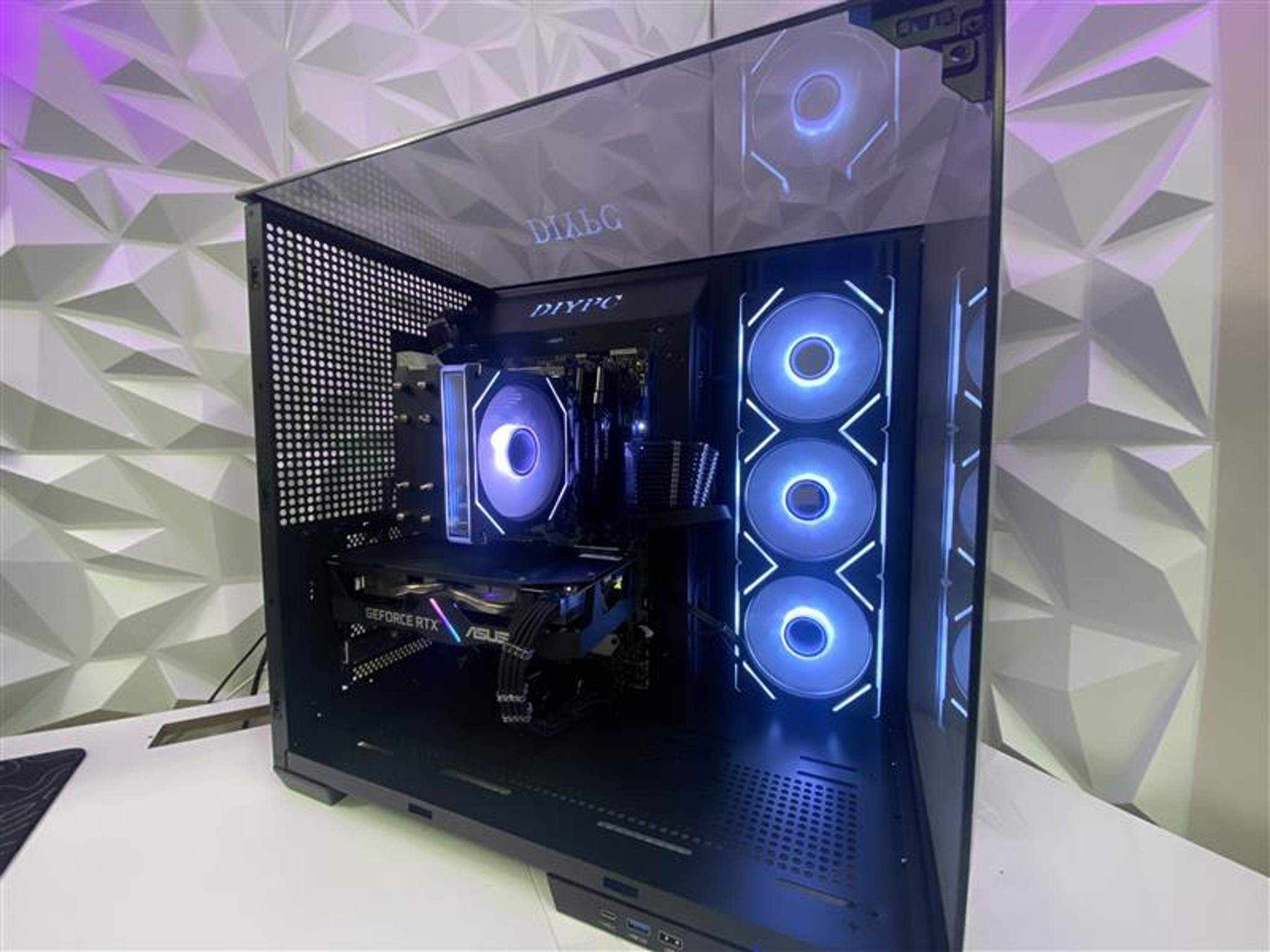 New Year New PC | intel i7 8700K| RTX 2060 Super 8GB| 16GB DDR4| 500GB SSD | Win11| Free Shipping!