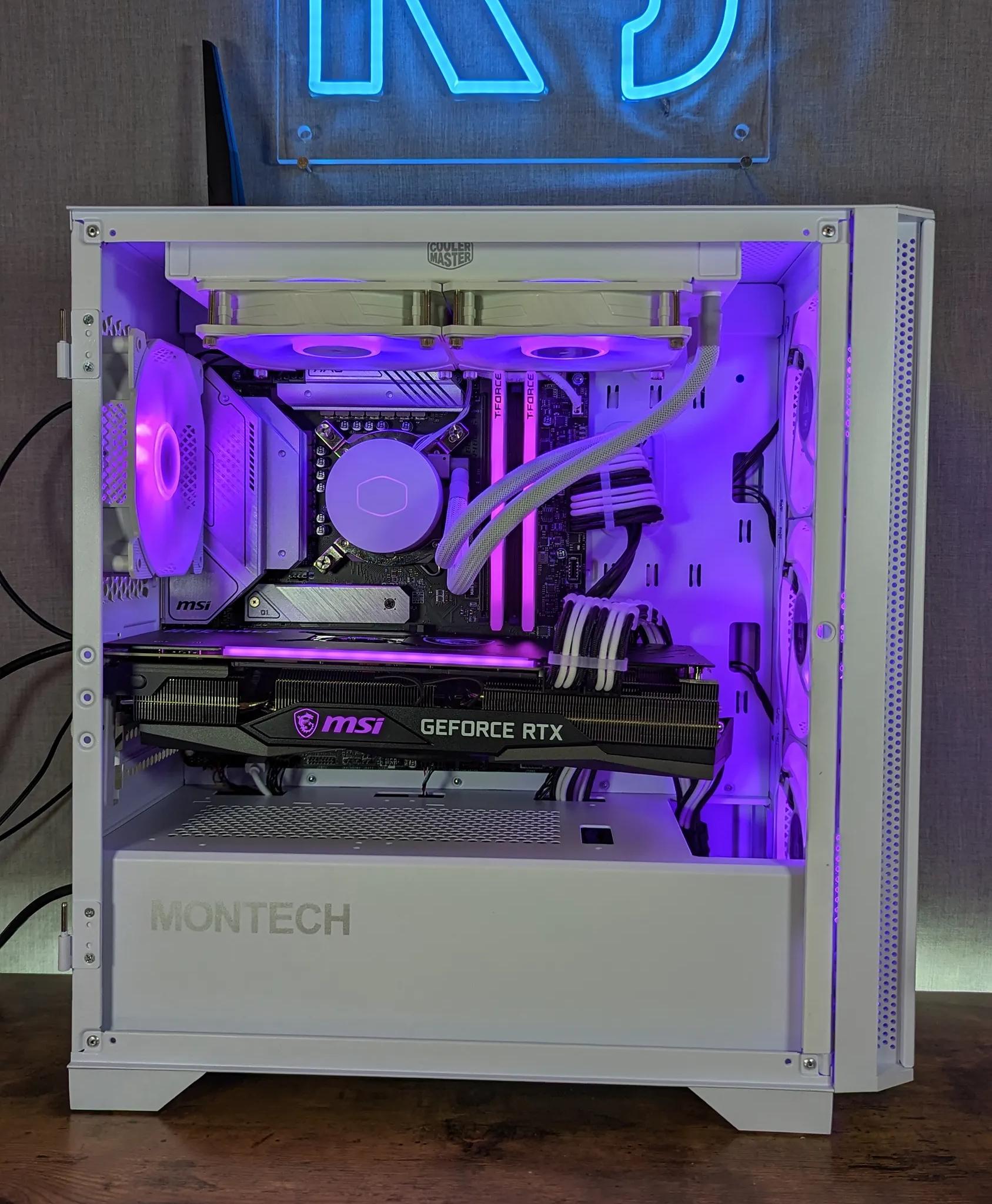RTX 3070ti // i5 12600K // 16GB 3600Mhz DDR4 // 1TB Gen4 NVMe // WiFi