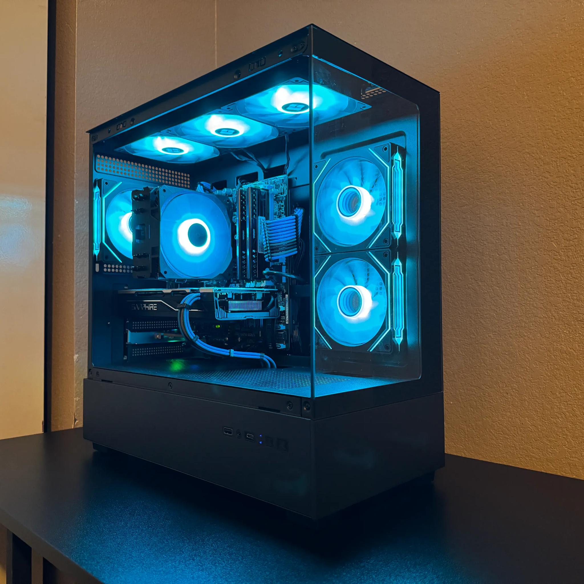 Intel i7 | RX 580 8GB | 500GB SSD | 16GB RAM | WiFi & Bluetooth