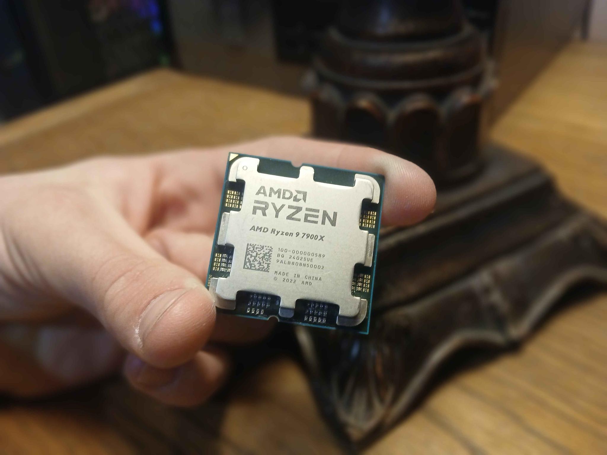 AMD Ryzen 9 7900X