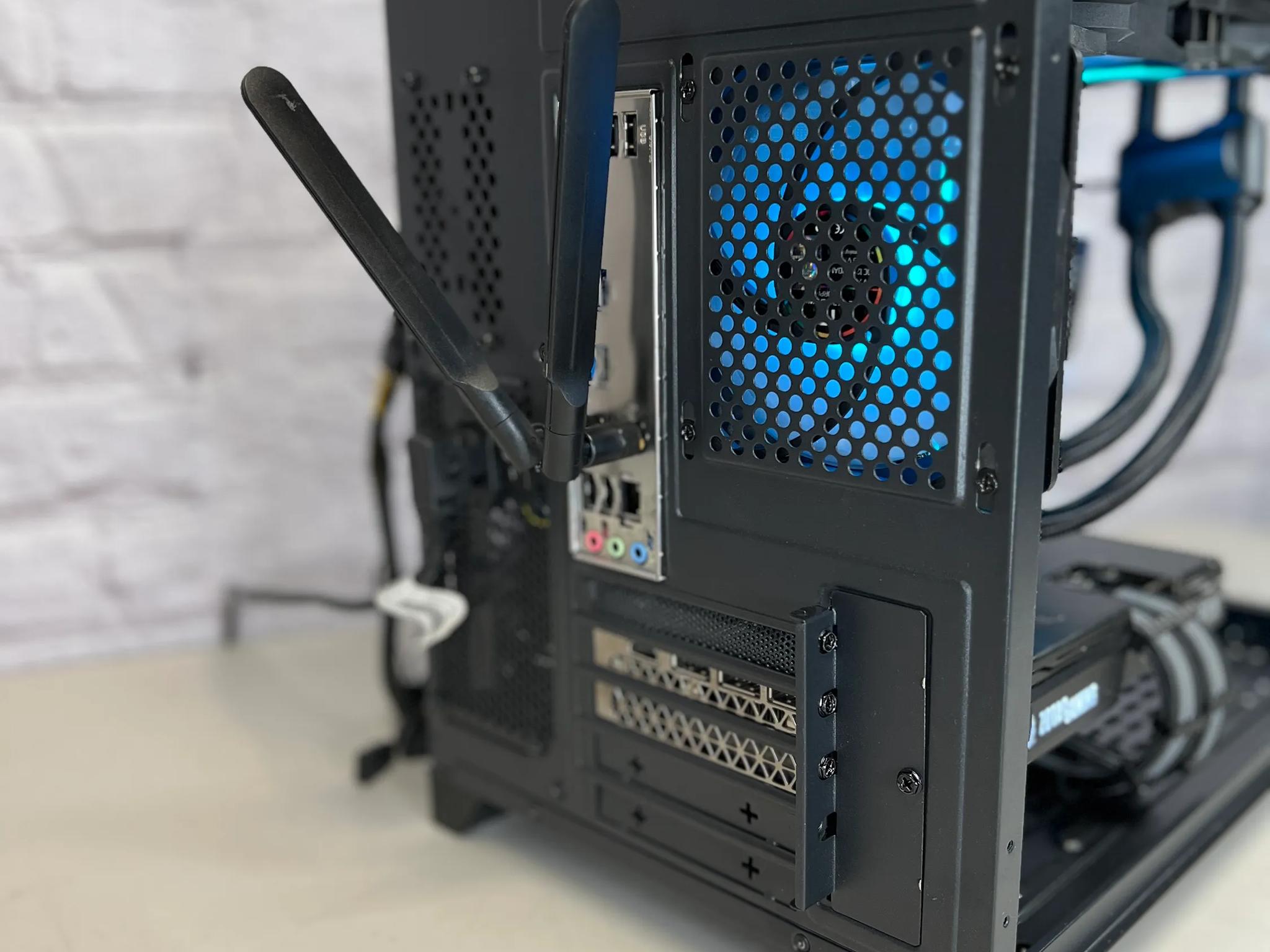 Ryzen 5 5600X RTX 3070 16GB 1TB M.2 Gaming PC