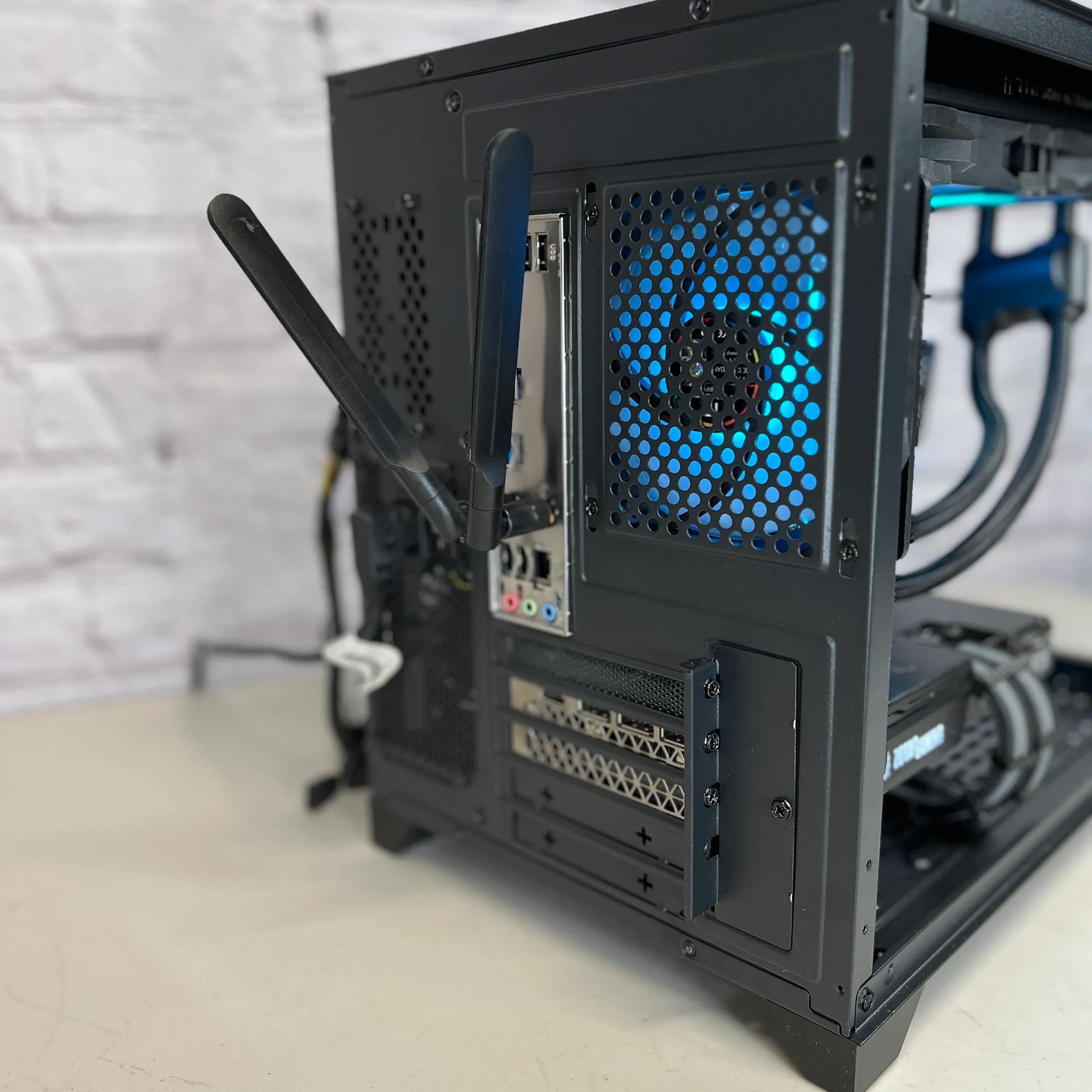 Ryzen 5 5600X RTX 3070 16GB 1TB M.2 Gaming PC