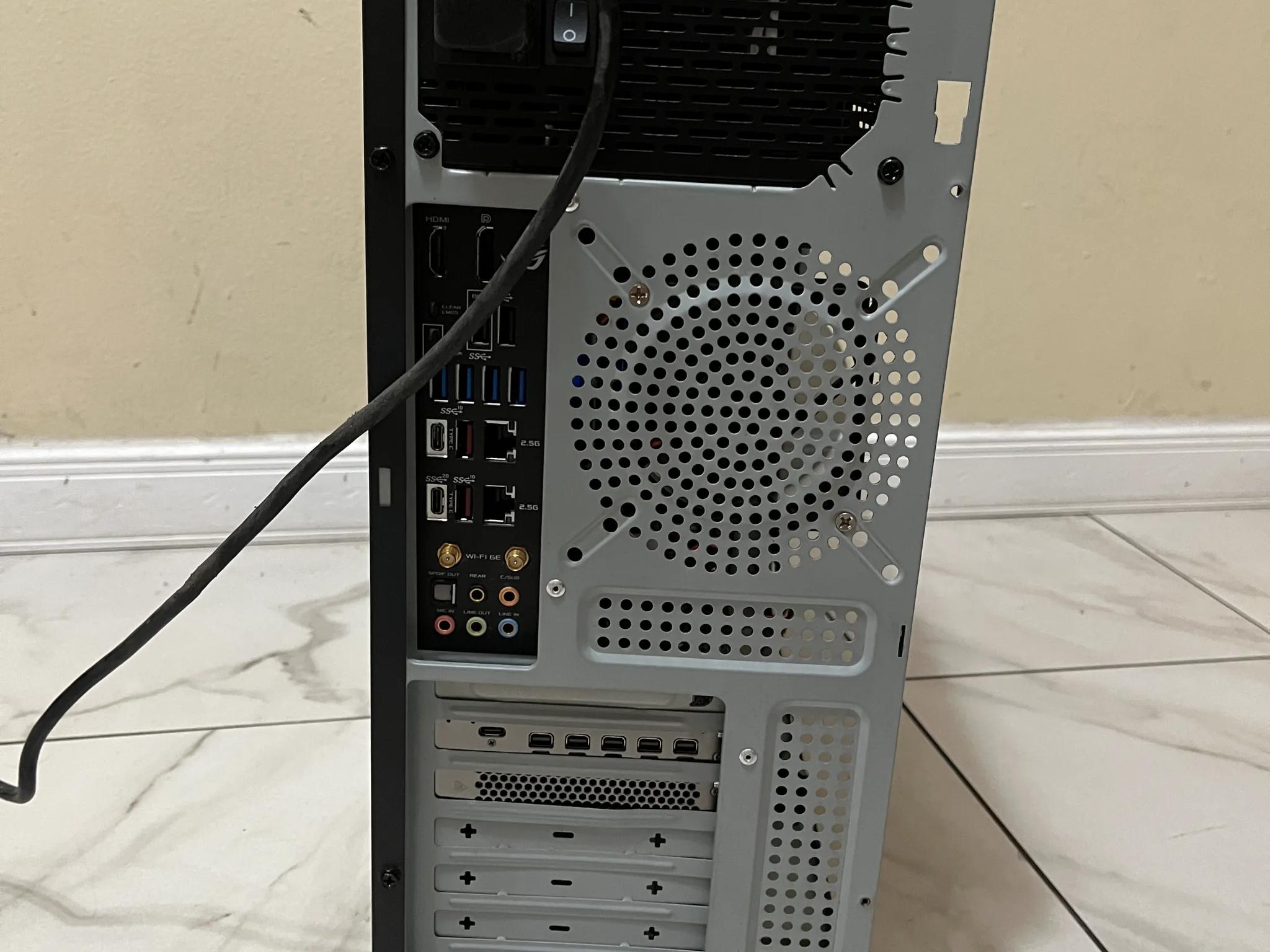 🖥️ Sleeper Gaming PC - Intel i5-11400F, AMD W5700 8GB, 16 GB RAM, 1 TB Storage, High Performance PC