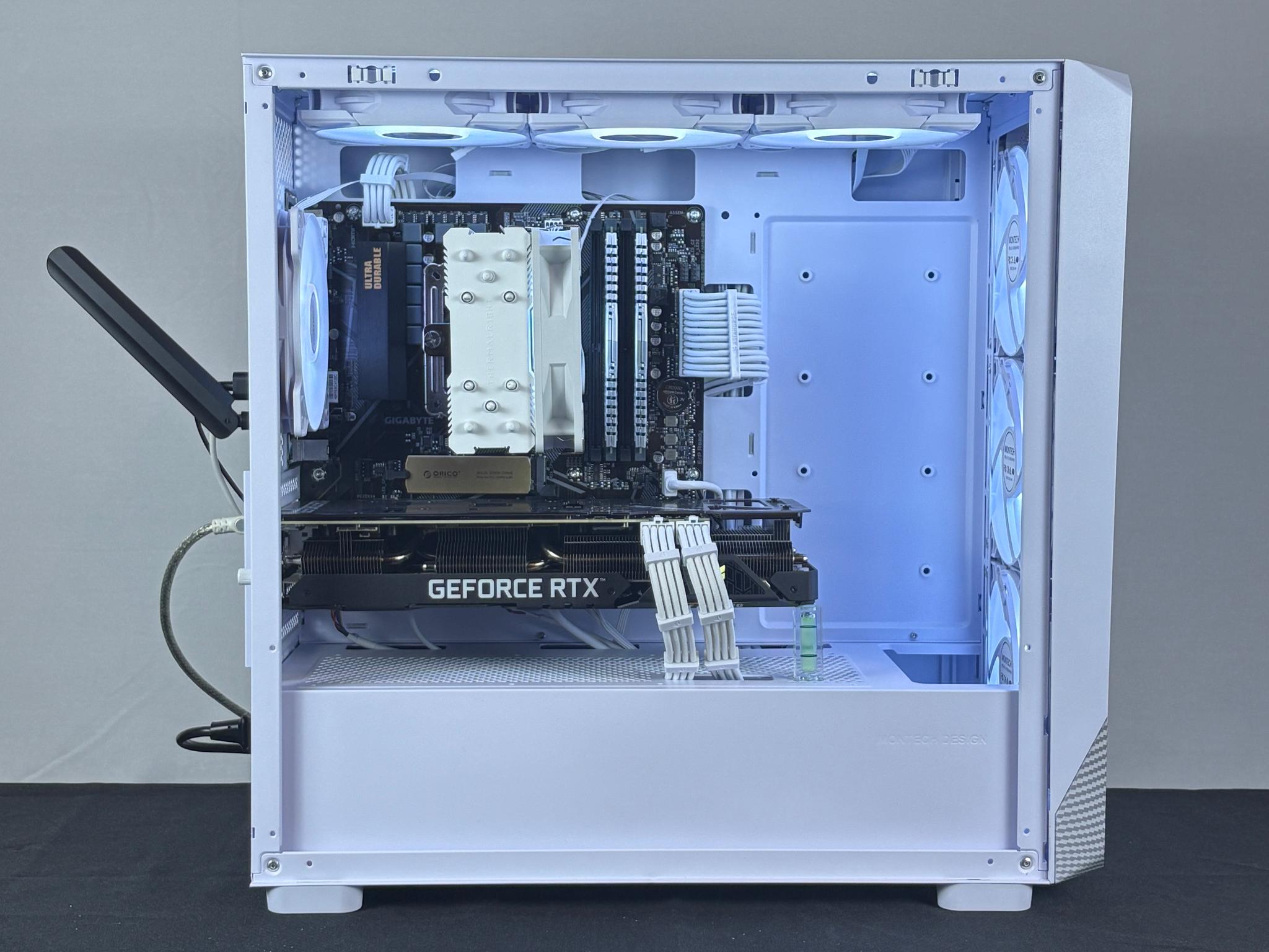 🤍 White RTX 3070 + Ryzen 7 3700X Gaming PC | 16GB DDR4 | ARGB Control