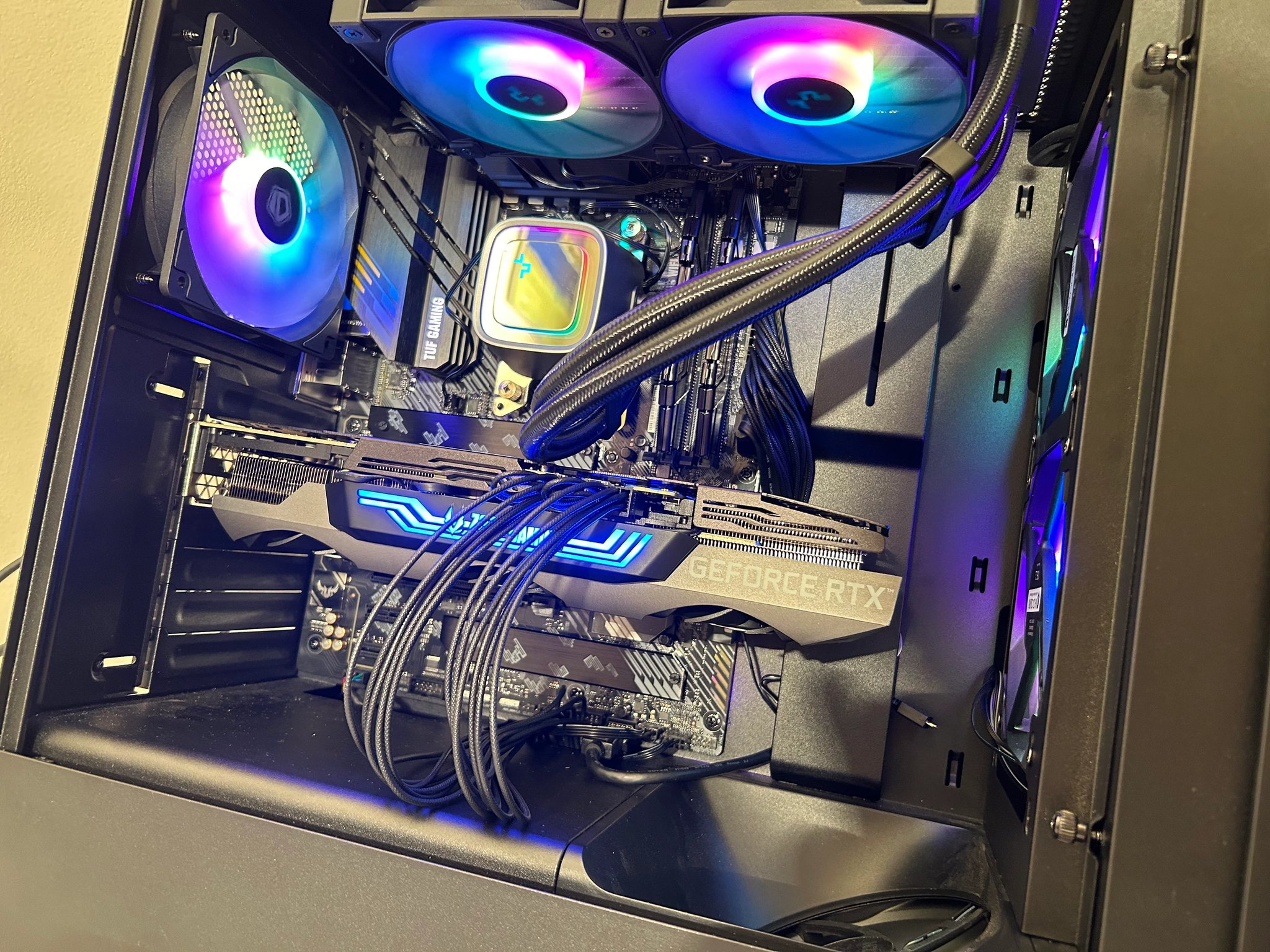 AMD 5800X3D + RTX 3070ti!  Water Cooled Gaming PC