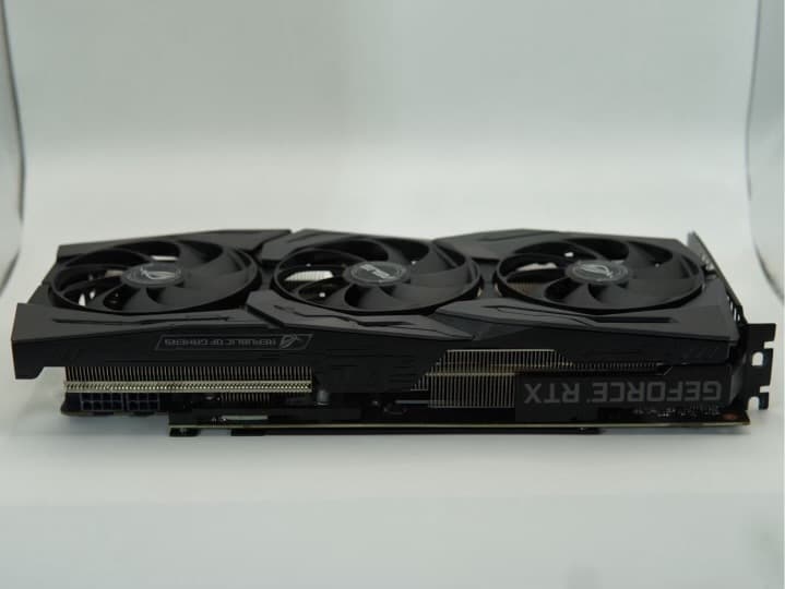 ASUS ROG STRIX 2060 SUPER