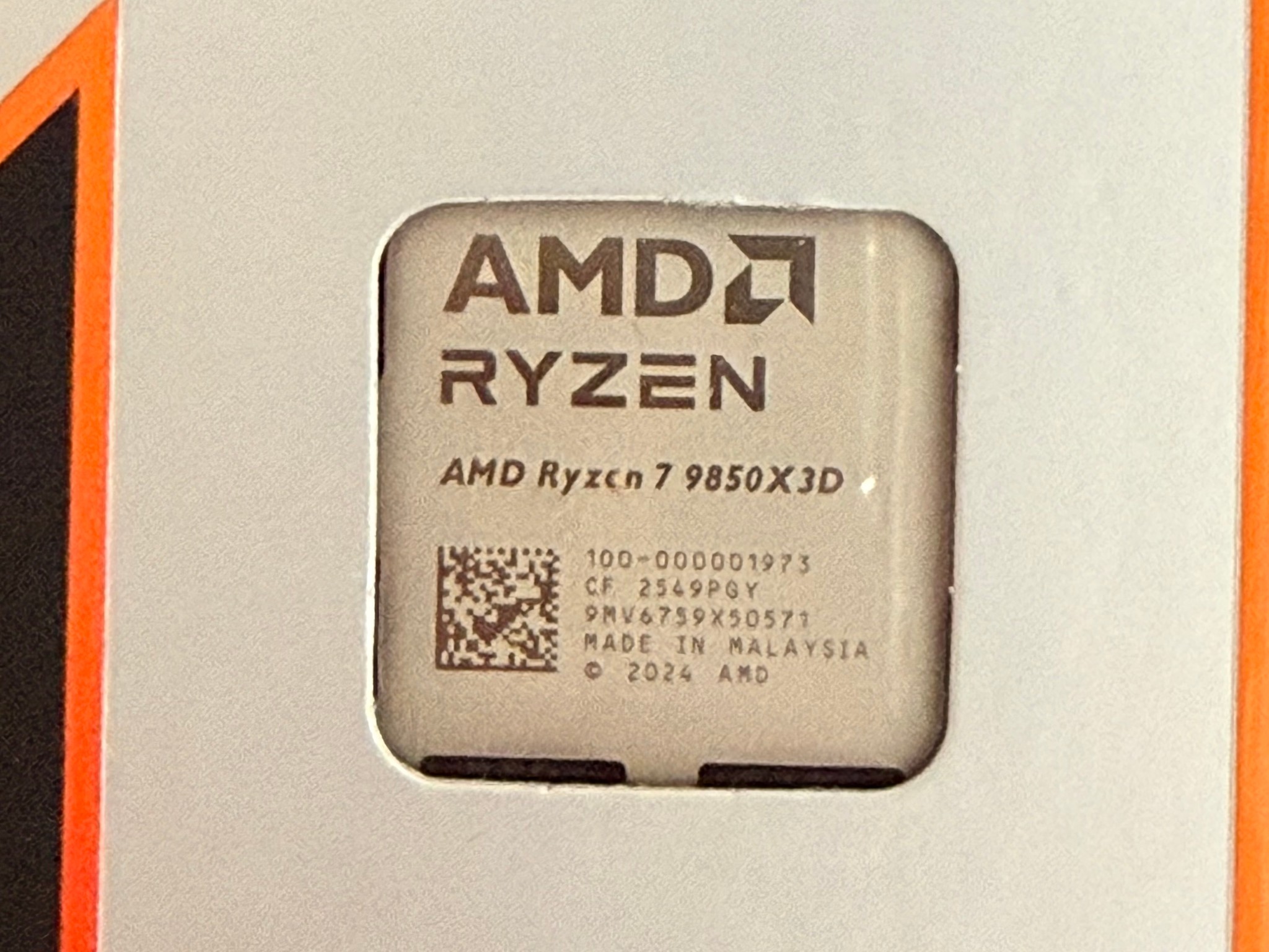 AMD Ryzen 7 9850X3D