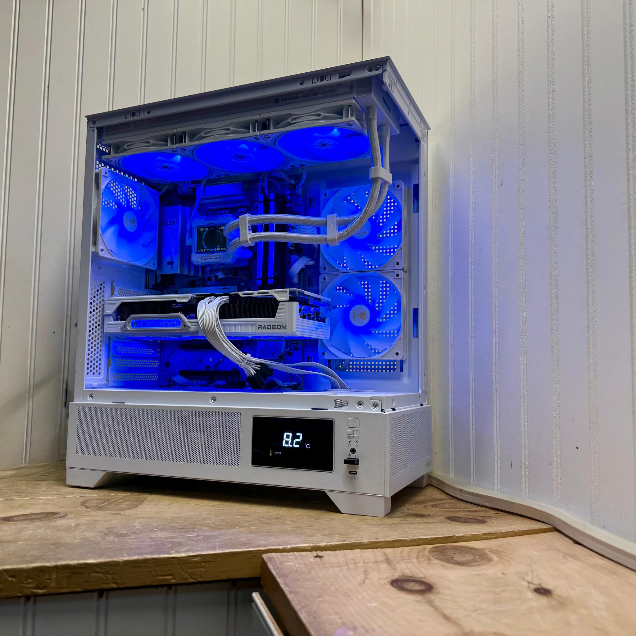 ⚡FROST TITAN V2 – RX 9070 XT + Ryzen 7 9800X3D | 360mm AIO | 32GDD5 FLAGSHIP 4K GAMING BEAST ⚡