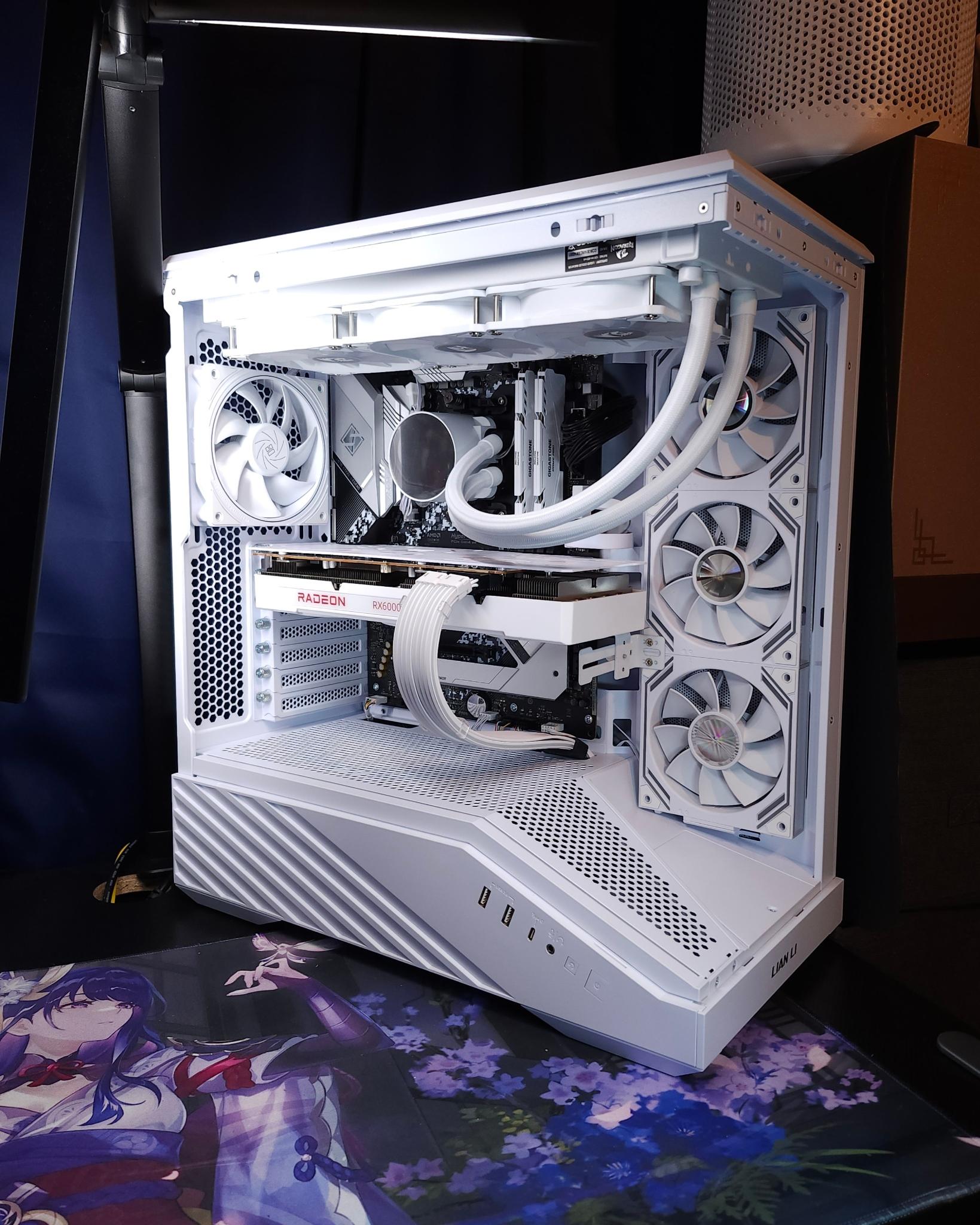 Tron Light Gaming - Ryzen 7 5800X | RX 6800